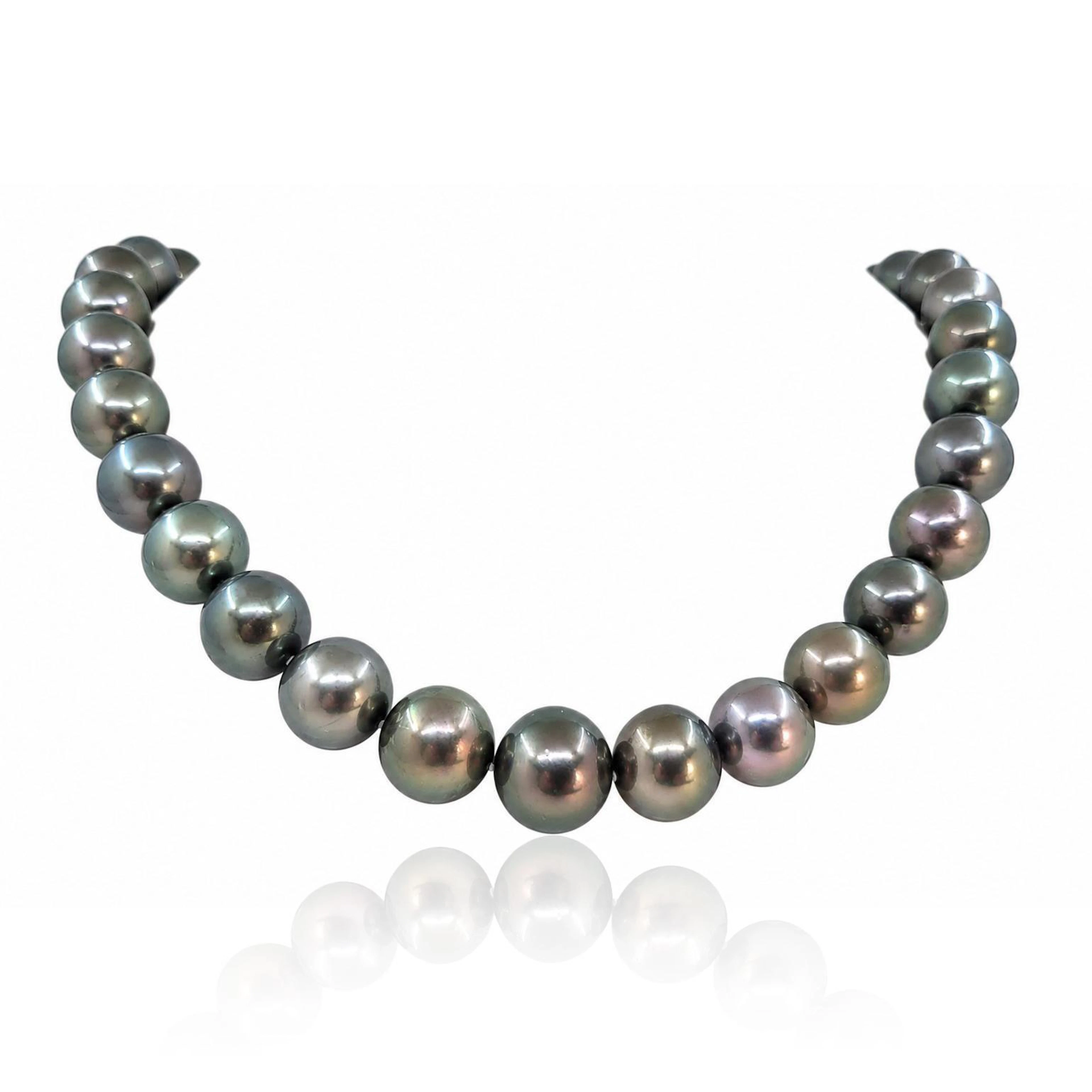 Peacock Tahitian Pearl Necklace