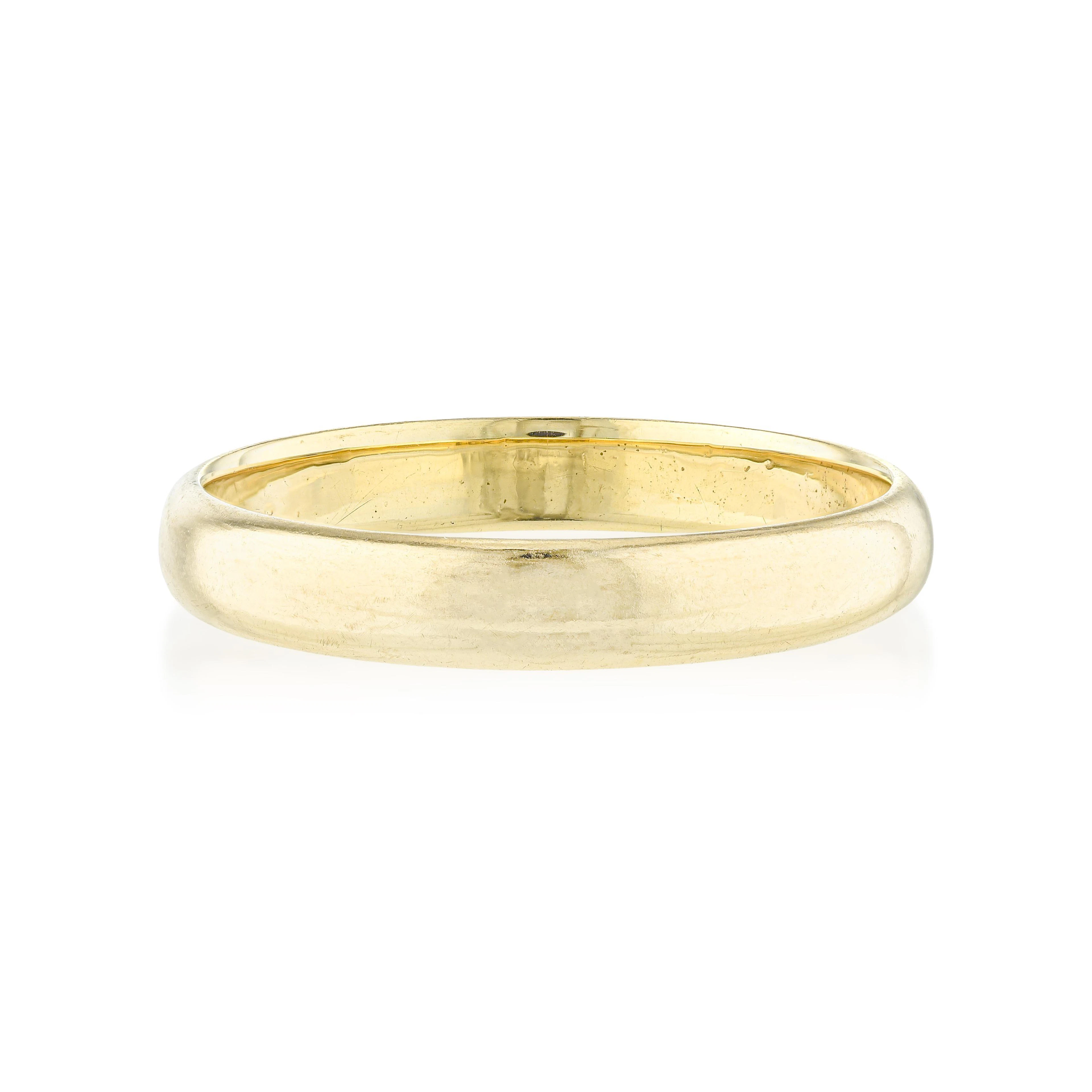 Art Carved Comfort-Fit Band in 10K Gold