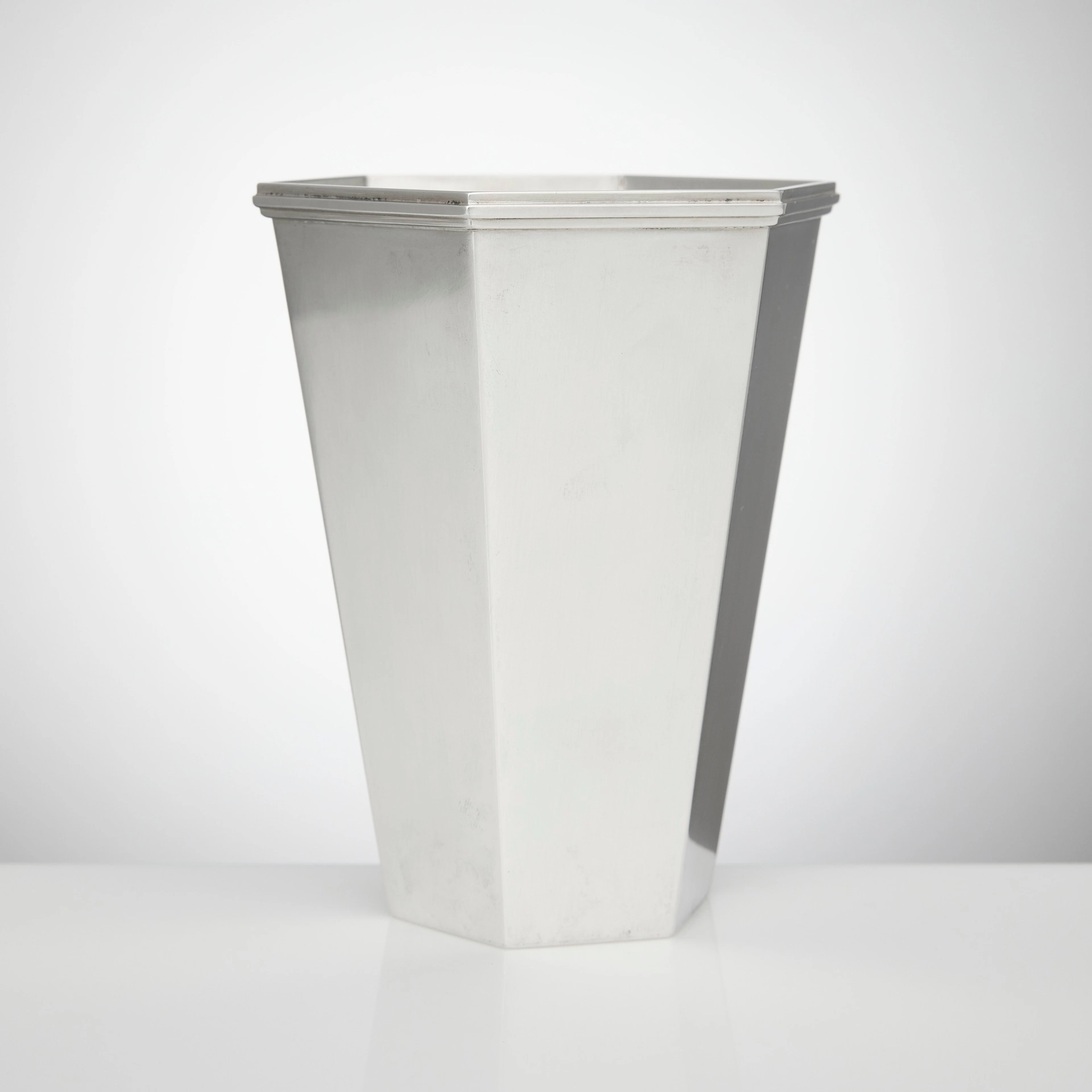 WIWEN NILSSON. Bägare, sterlingsilver, Lund 1970.