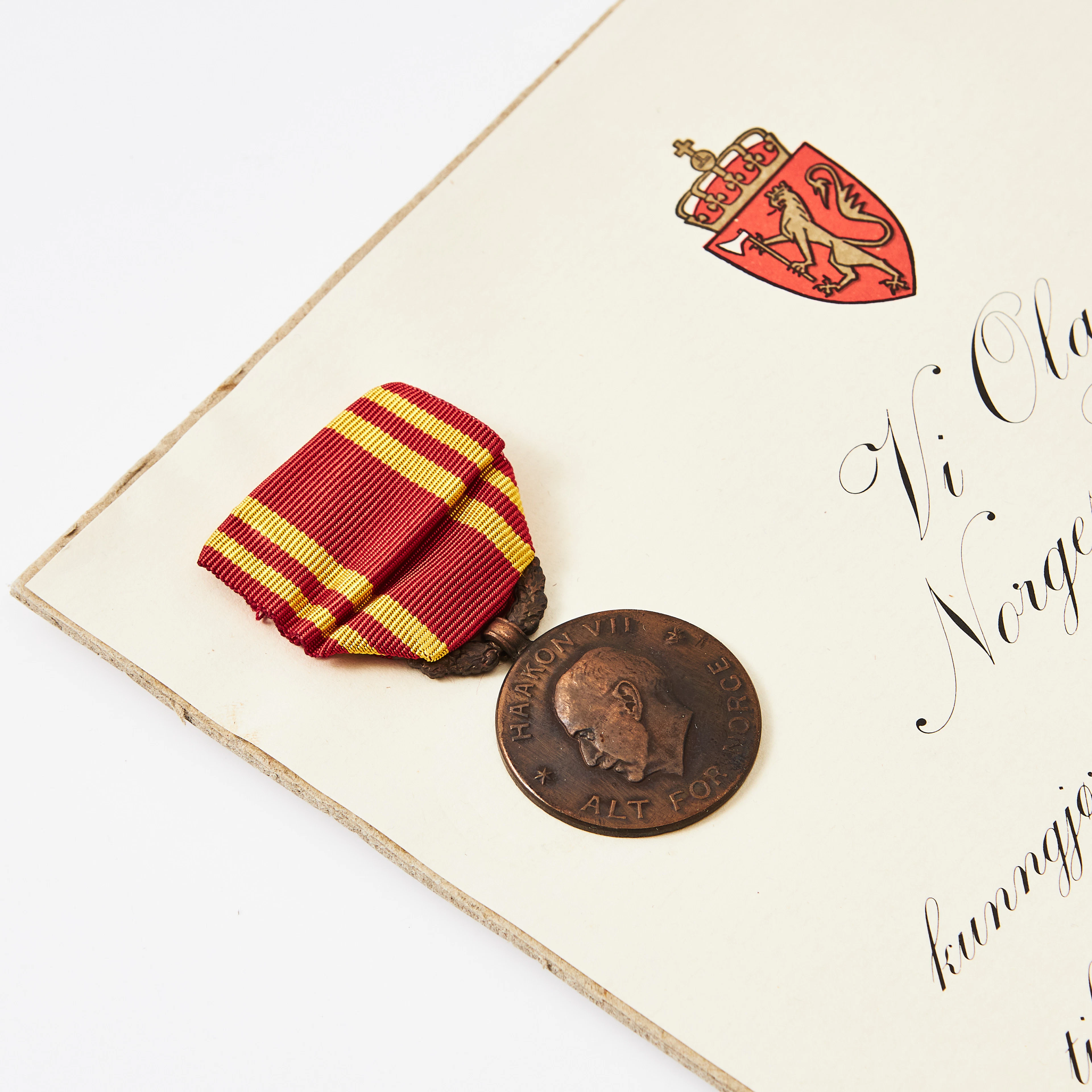 KRIGSMEDALJ, DOKUMENT, "For fortjenester av Fedrelandet under krigen