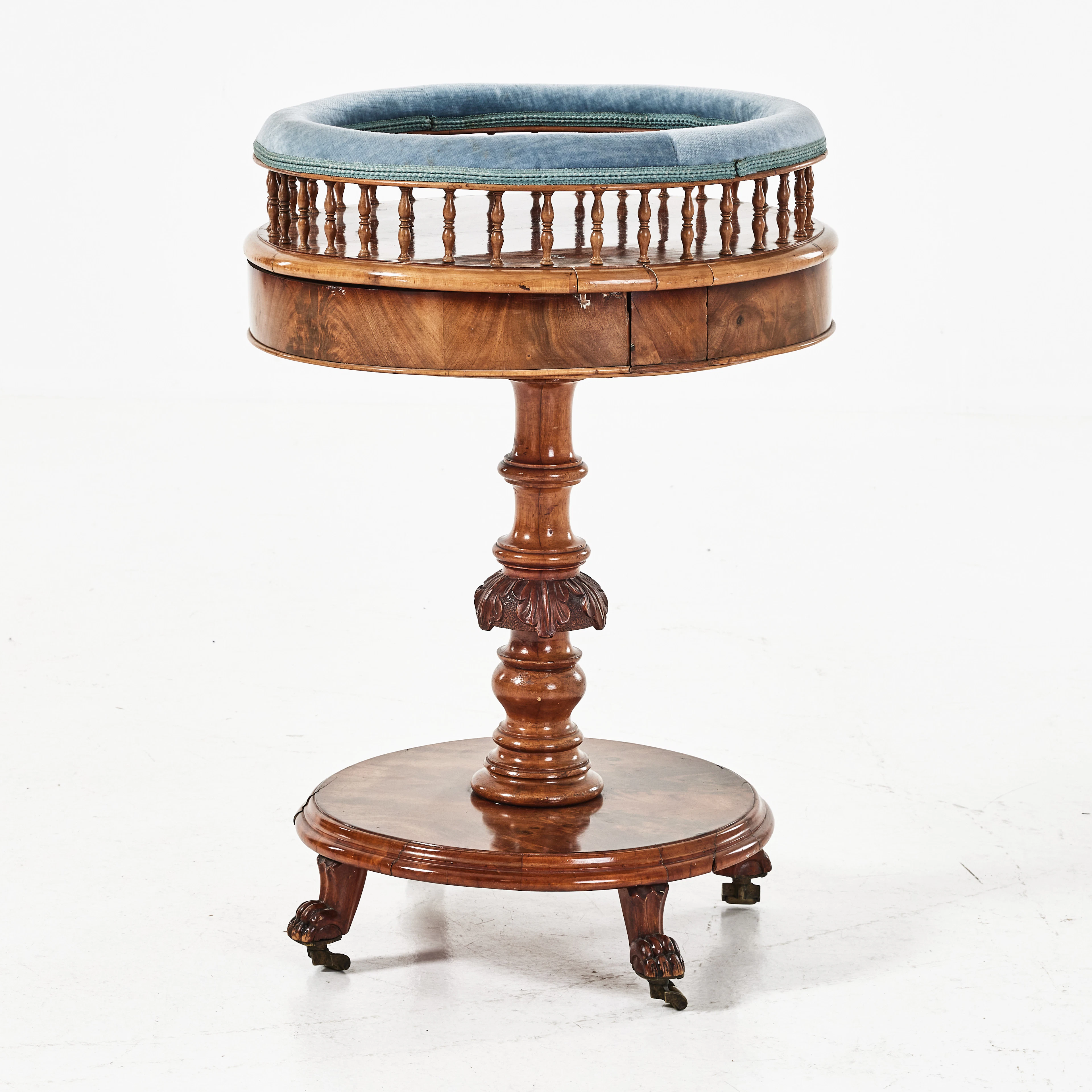 SYBORD/SYBARON, fanerat med mahogny och pyramidmahogny, 1800-talets