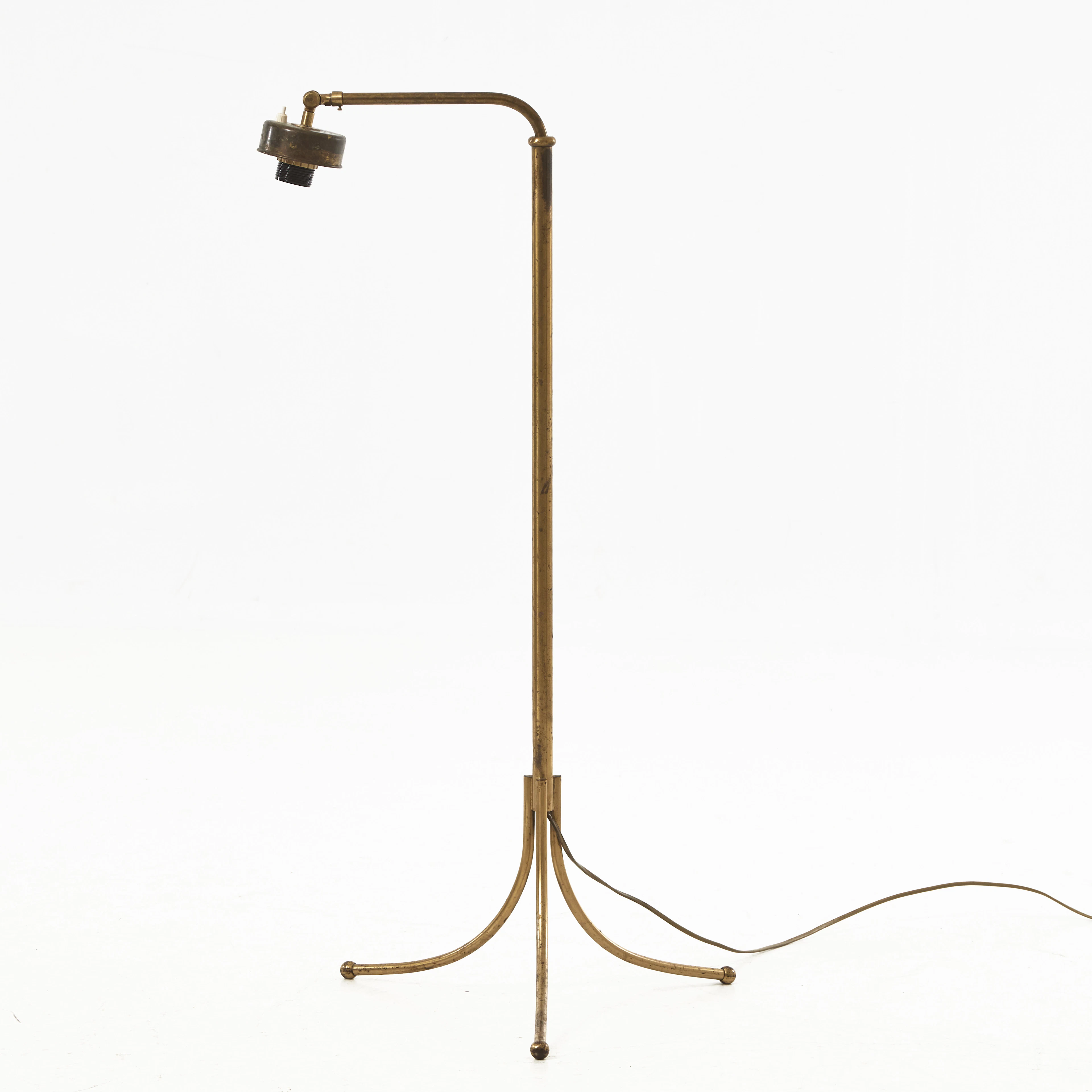 JOSEF FRANK. Golvlampa, modell 1842,mässing.