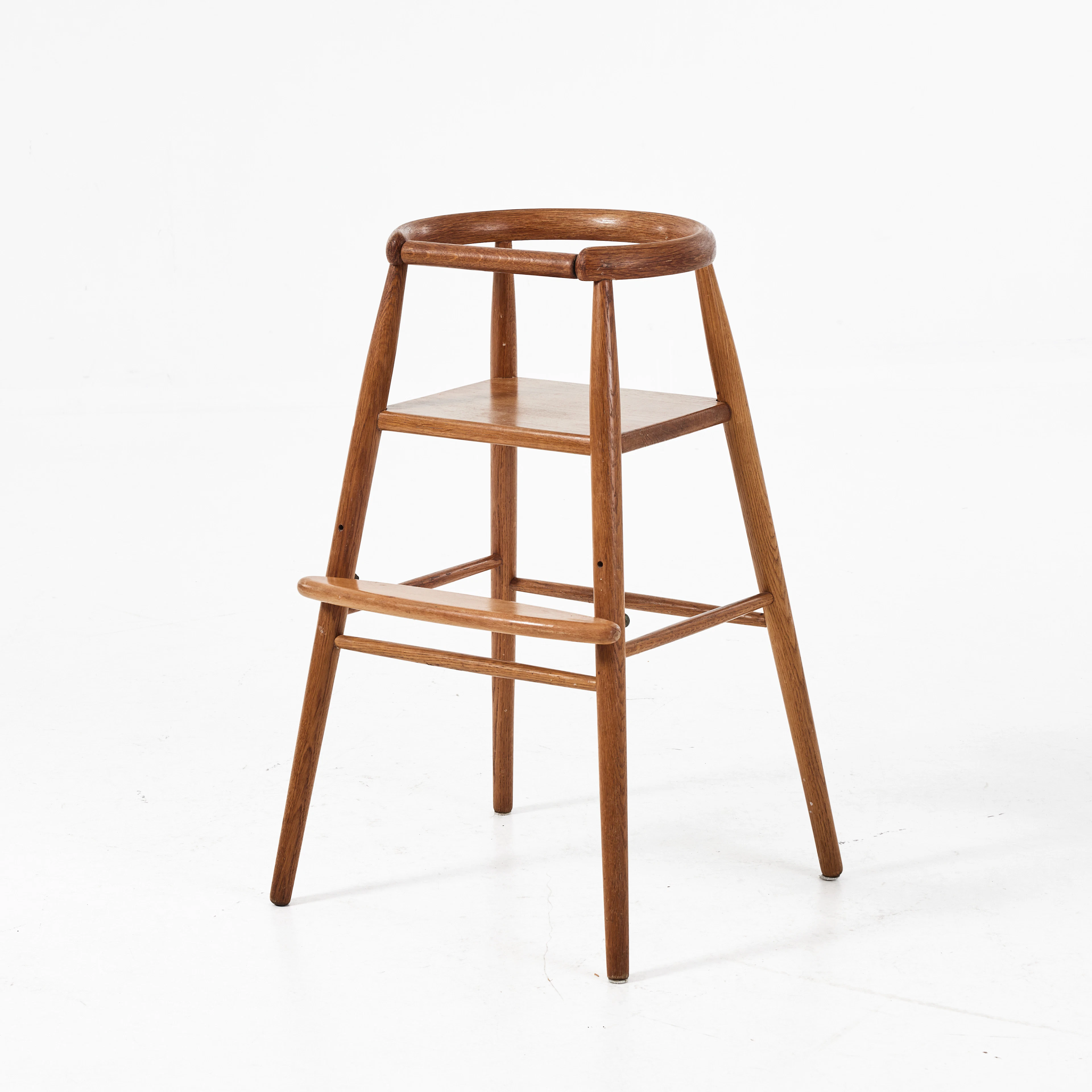 ANNA DITZEL. Barnstol ND 54, Carl Hansen & Söner, Danmark. Ek. Designår 1954.