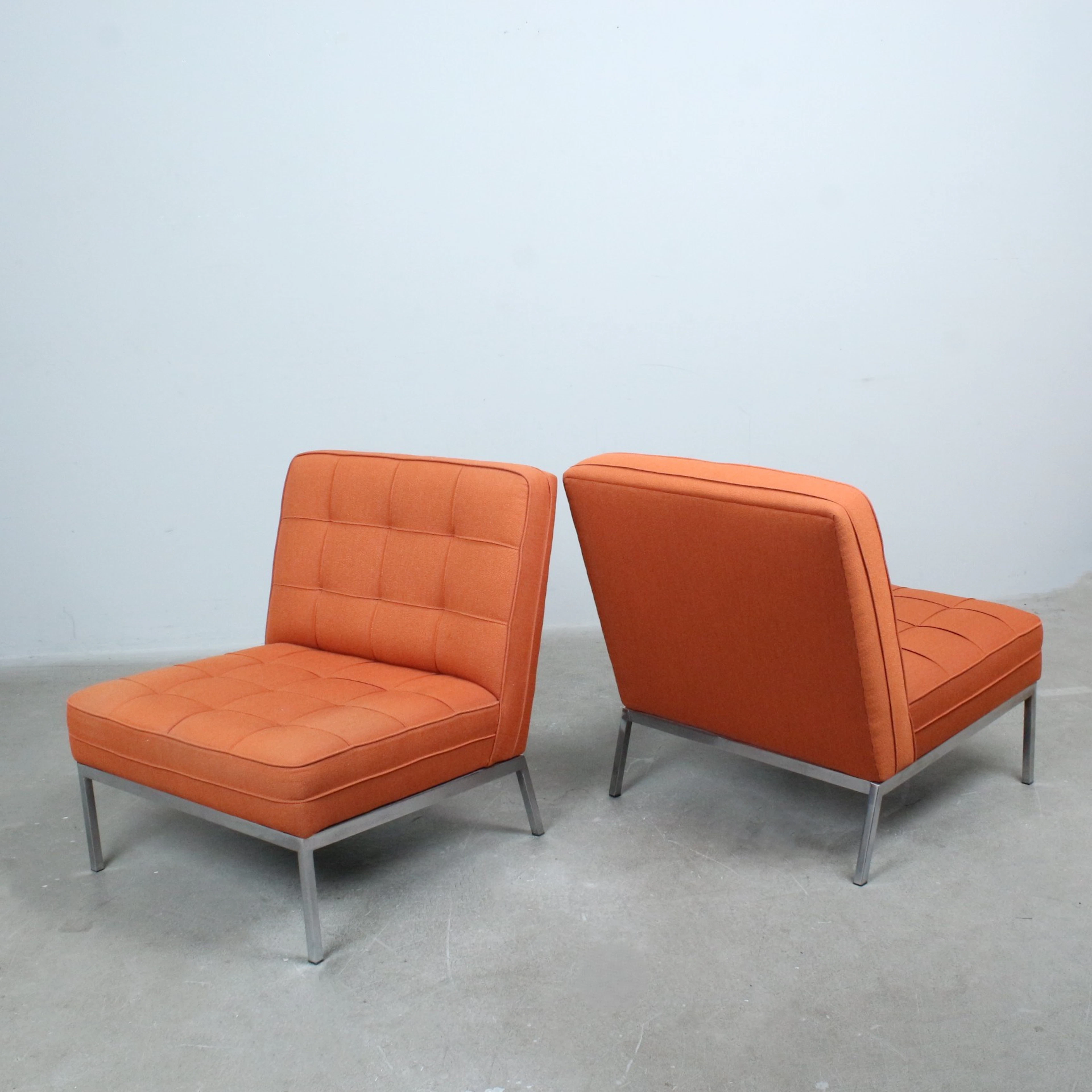 FLORENCE KNOLL. für Knoll International, Paar „Slipper Lounge Chair“