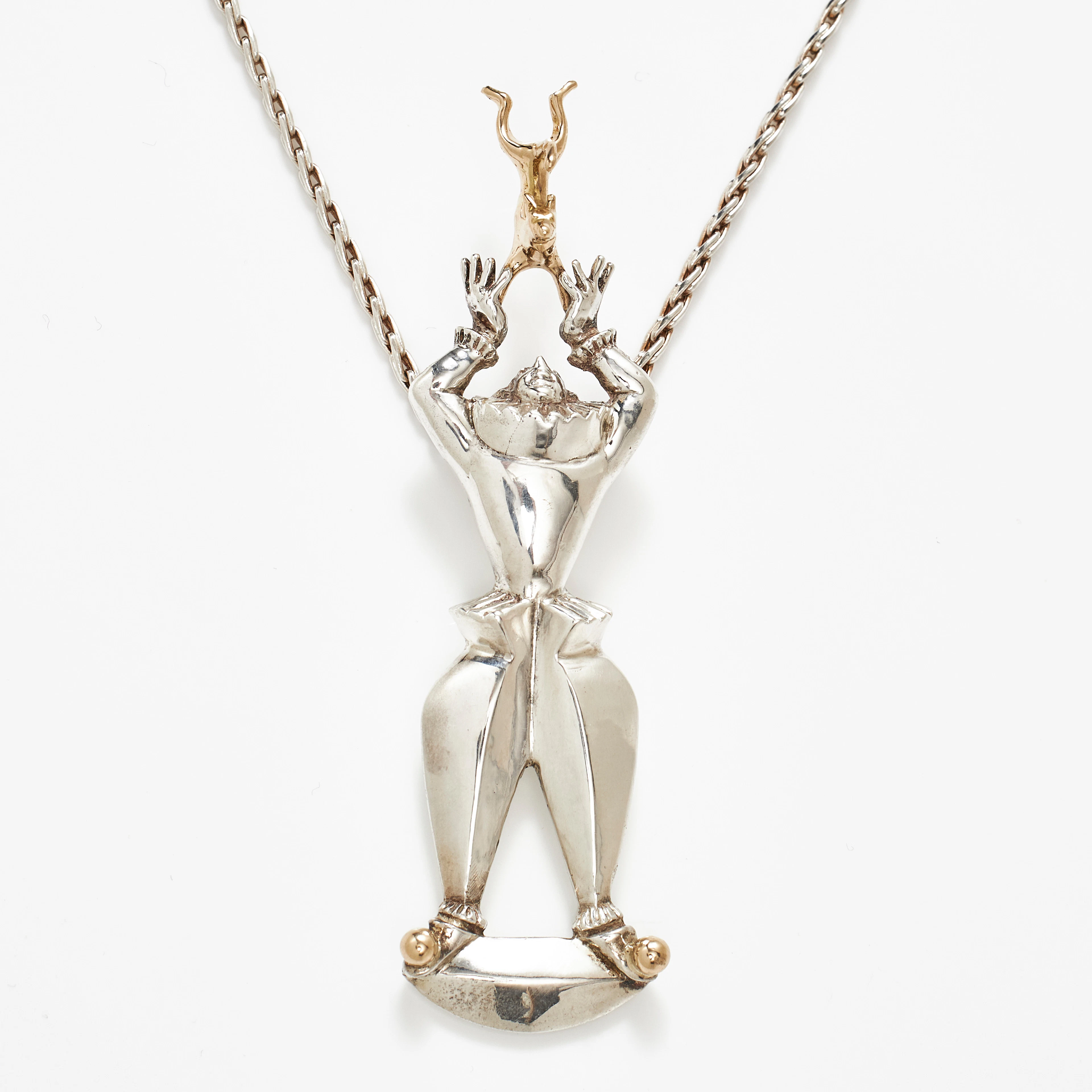 MARSHALL FREDERICKS. ”Acrobat Clown”, hänge med kedja, sterlingsilver