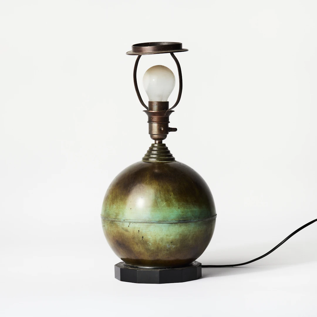 JACOB ÄNGMAN. Bordslampa, Guldsmedsaktiebolaget, modellen formgiven