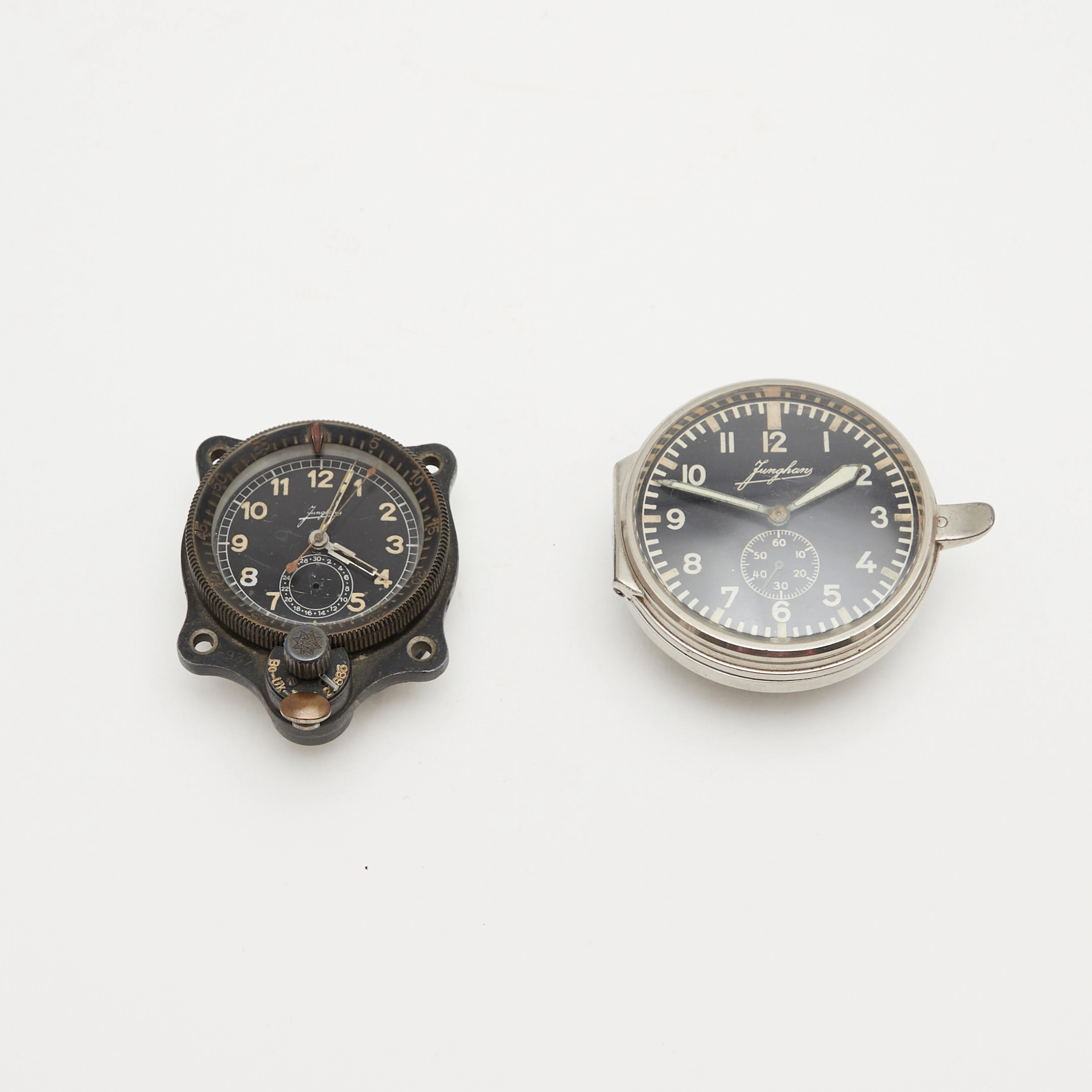 JUNGHANS. Paar Borduhren / Flugzeuguhren, 1930/1940er Jahre, Deutschland. (2).