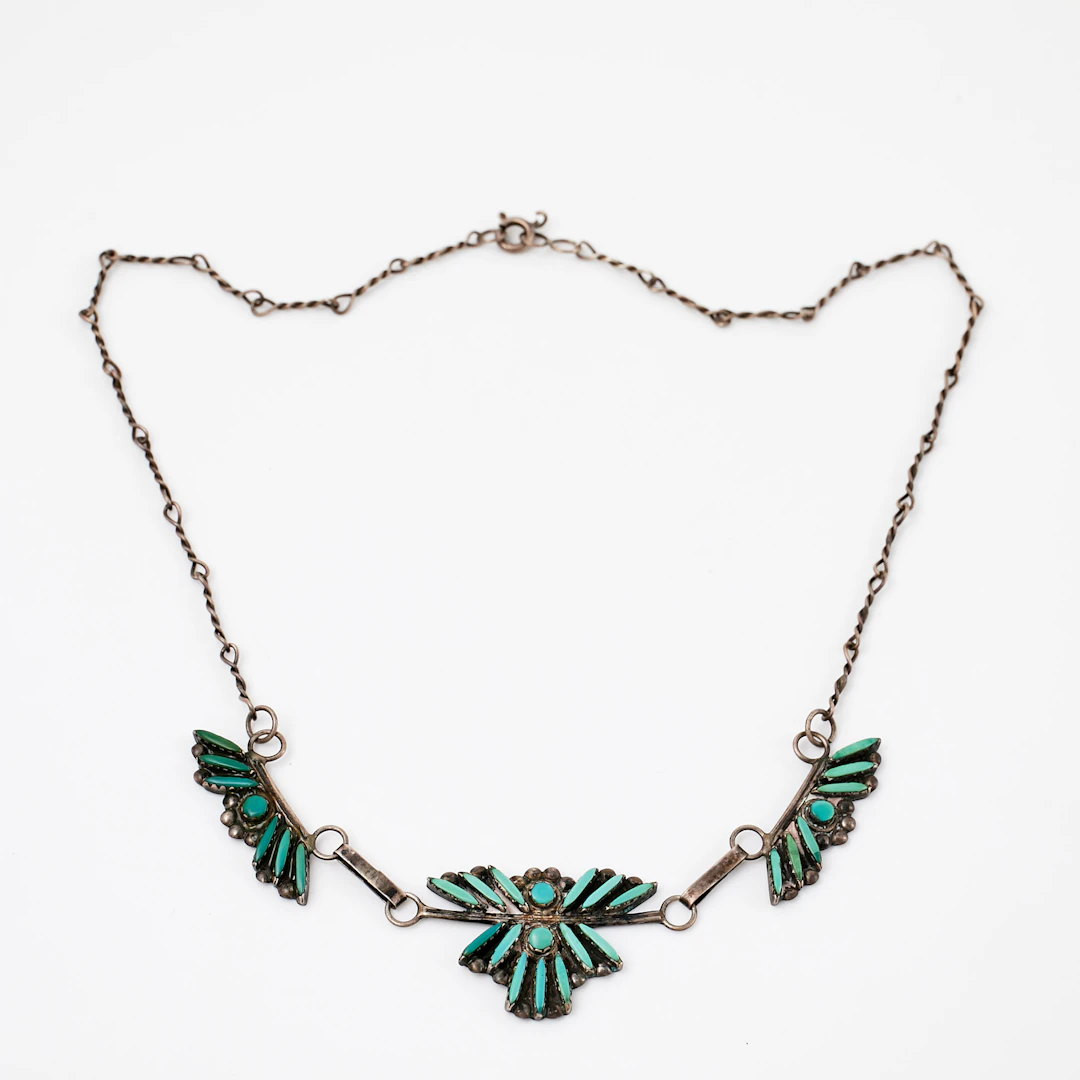 ZIGMOND & ETHEL PEINA. Zuni, Halsband, silver, dekor av turkoser