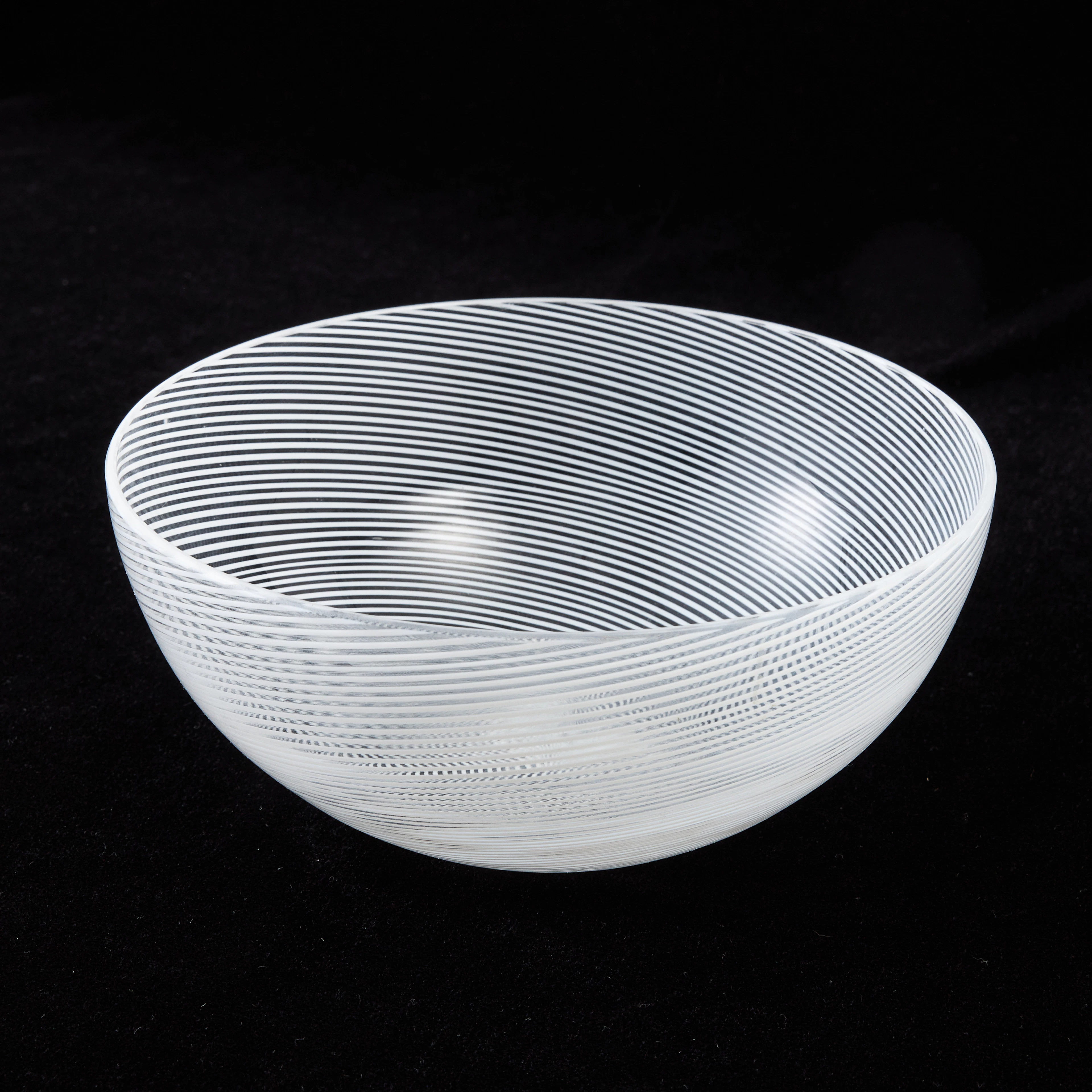 CARLO SCARPA. "Mezza Filigrana", skål, Venini Murano, 1950-tal.