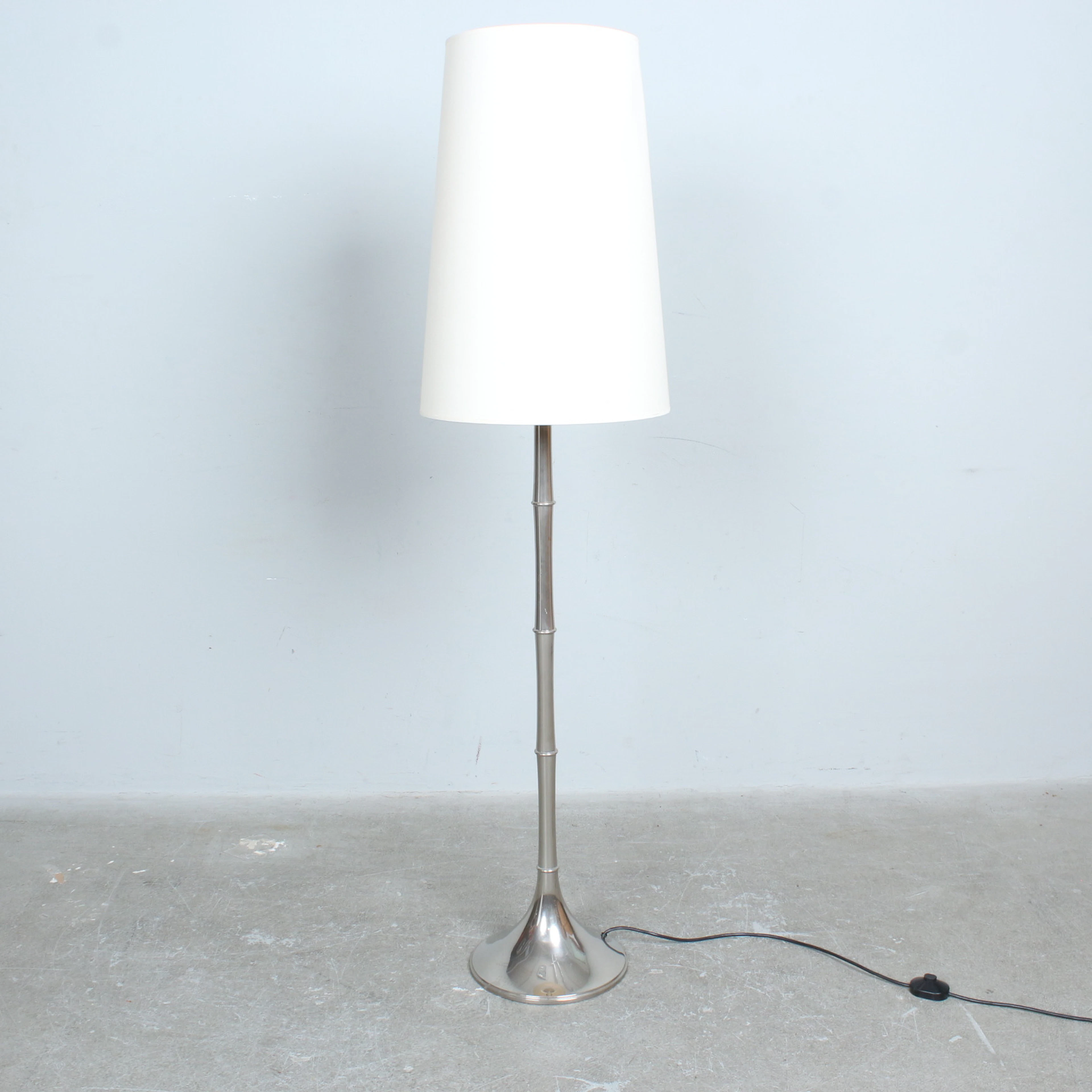 INGO MAURER. Design M, Stehleuchte / Lampe, Modell 'ML1F Bamboo'