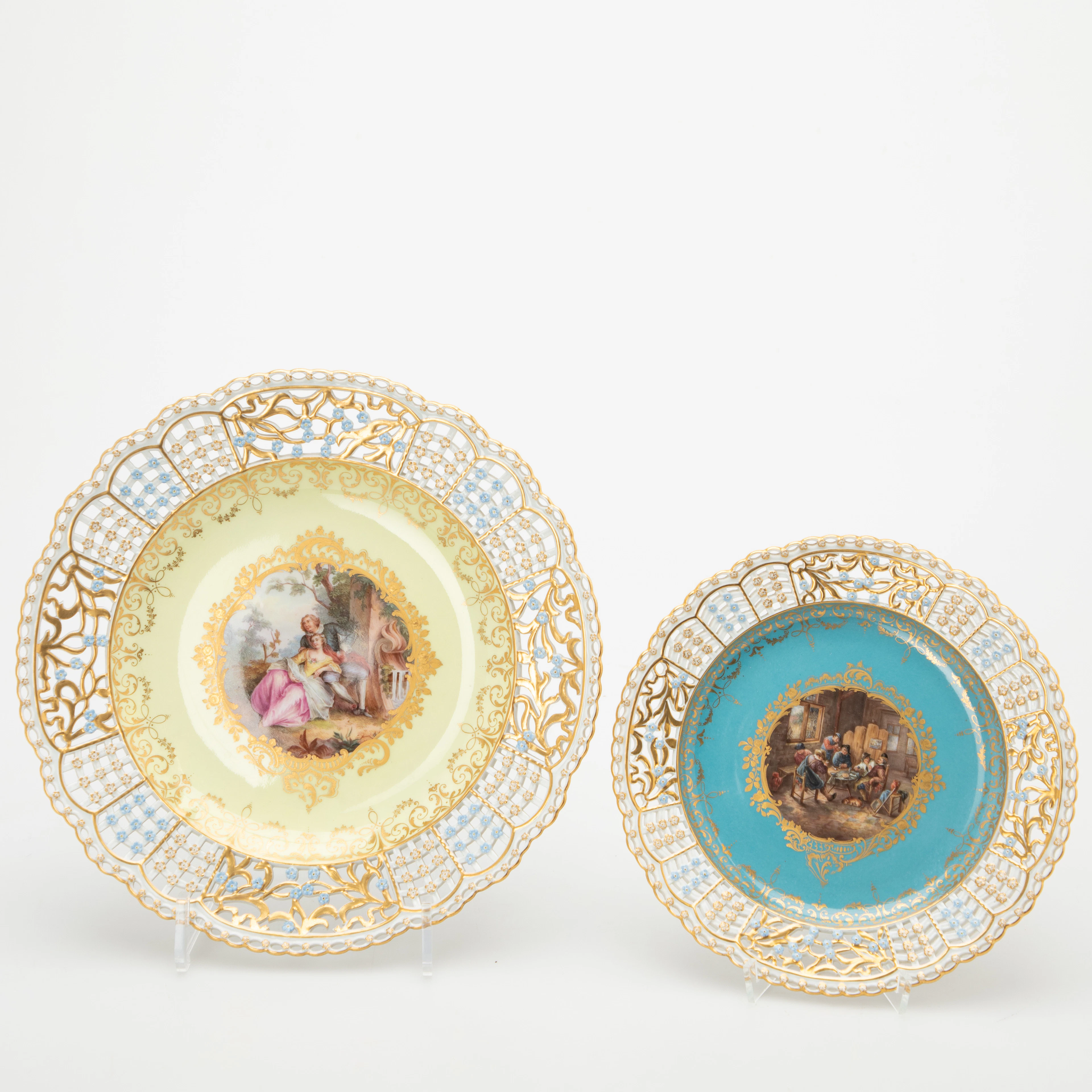 MEISSEN. Zwei Zierteller mit feiner Genremalerei, nach 1860 (2).