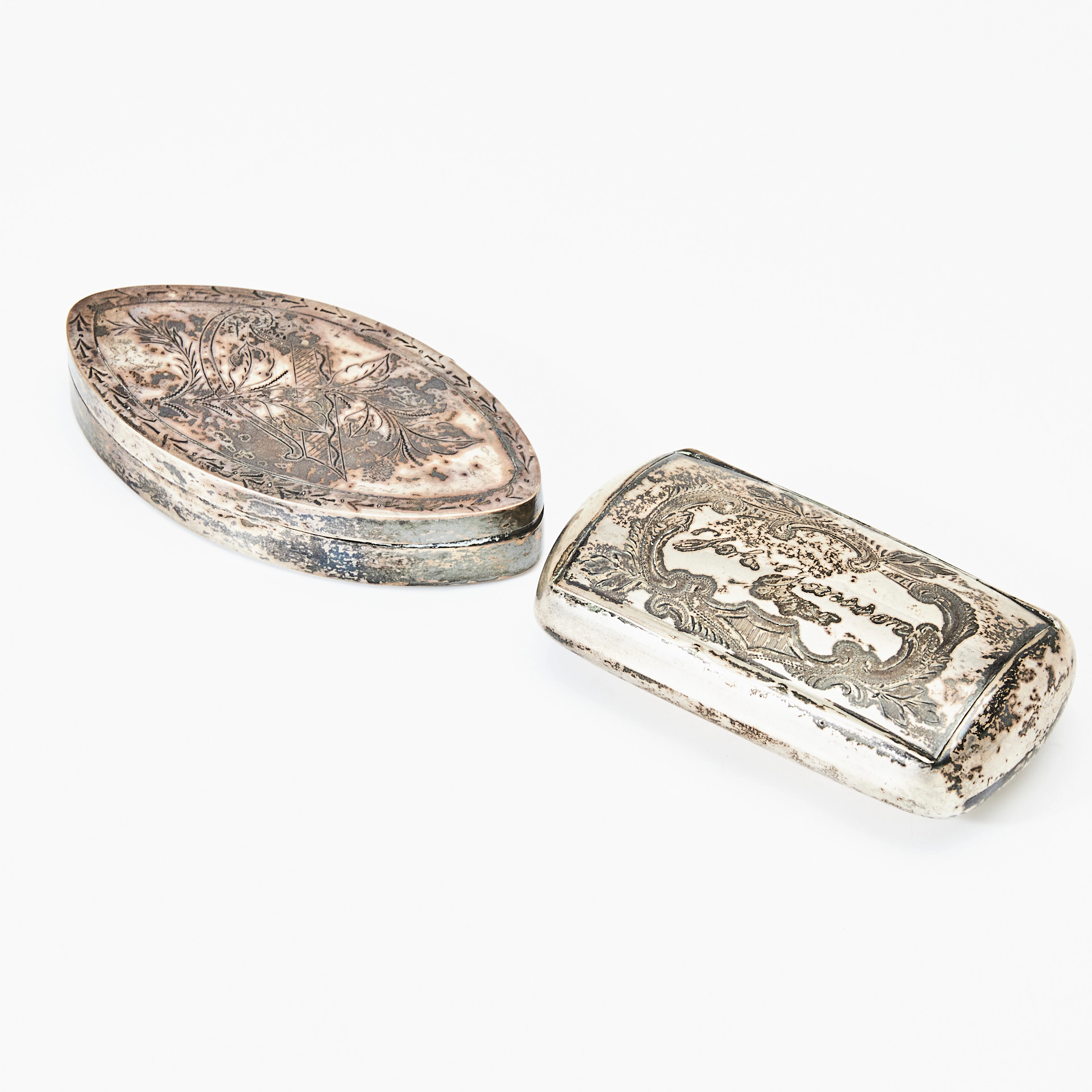 SNUSDOSOR, 2 st, silver, med svenska importstämplar.