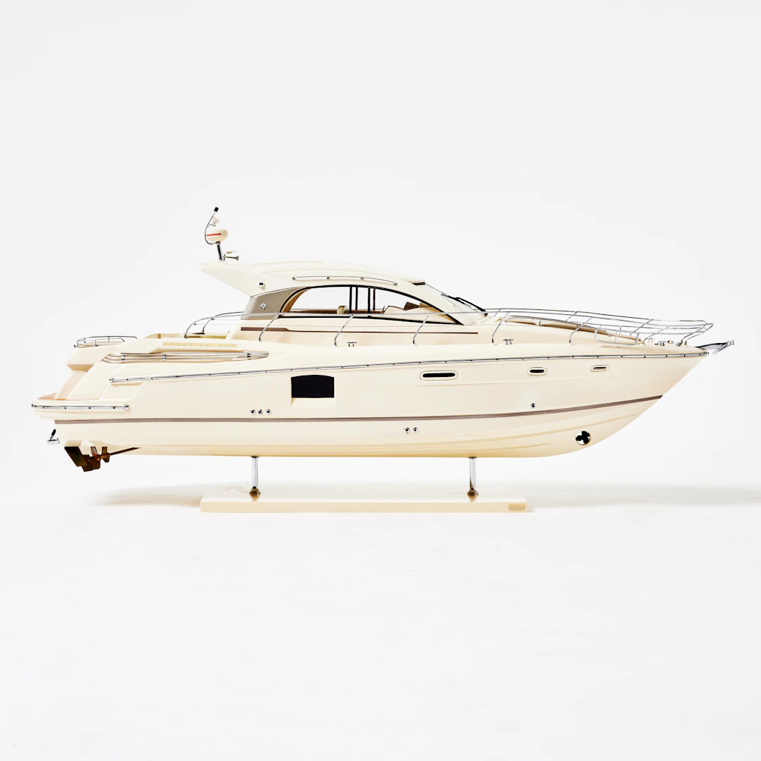 BÅTMODELL, föreställande Jeanneaus "Prestige 50 S2" (2007), Kiade
