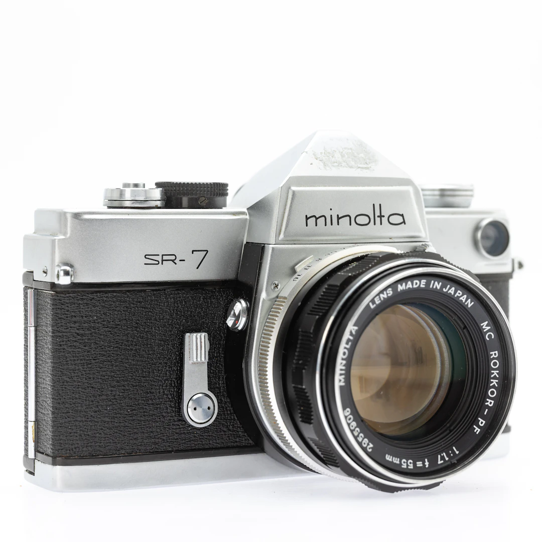 Minolta SR 7, 35mm Kleinbild Spiegelreflexkamera ( SN 2116542 ) mit