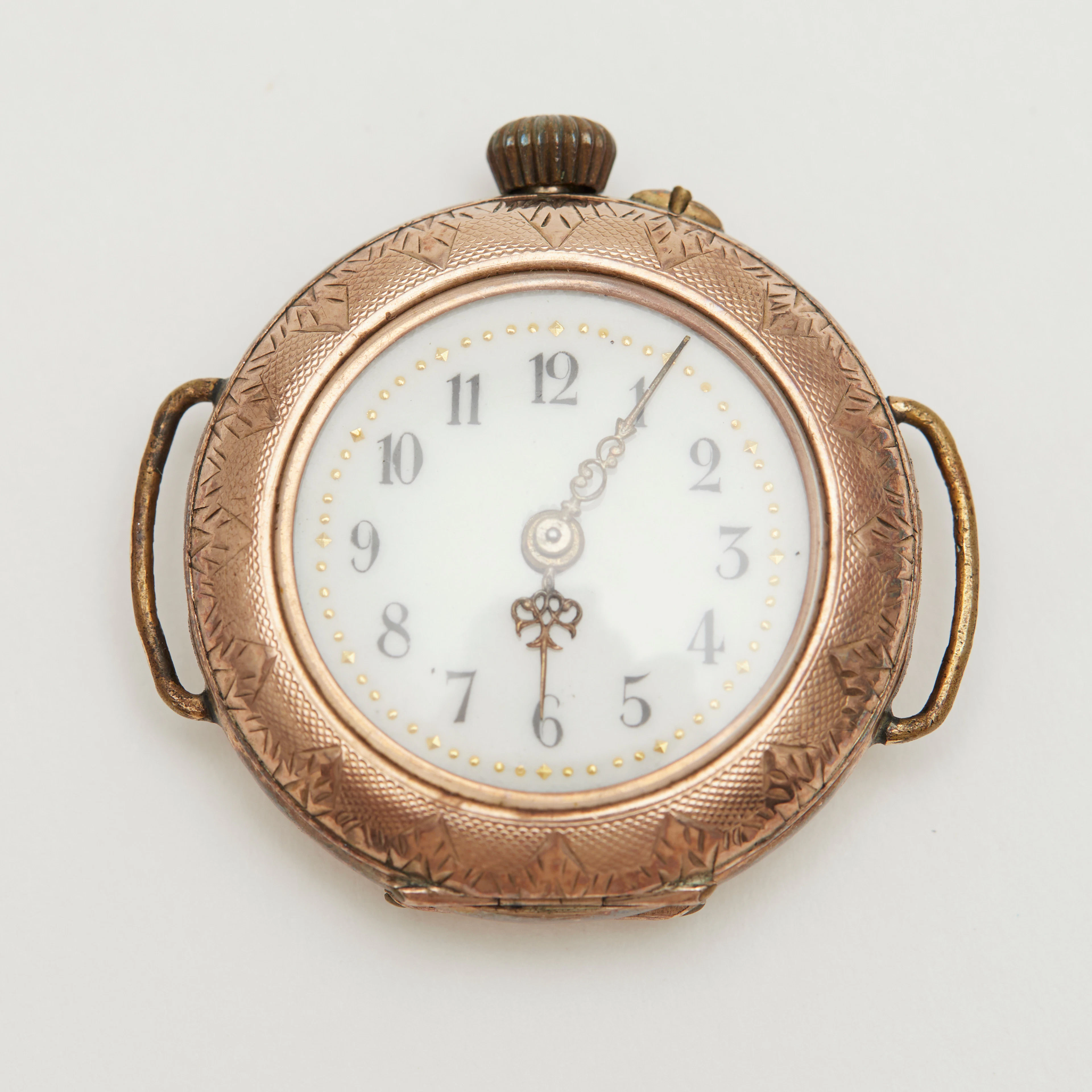 GRABEN-UHR / ARMBANDUHRGEHÄUSE, 333er Roségold, um 1900.