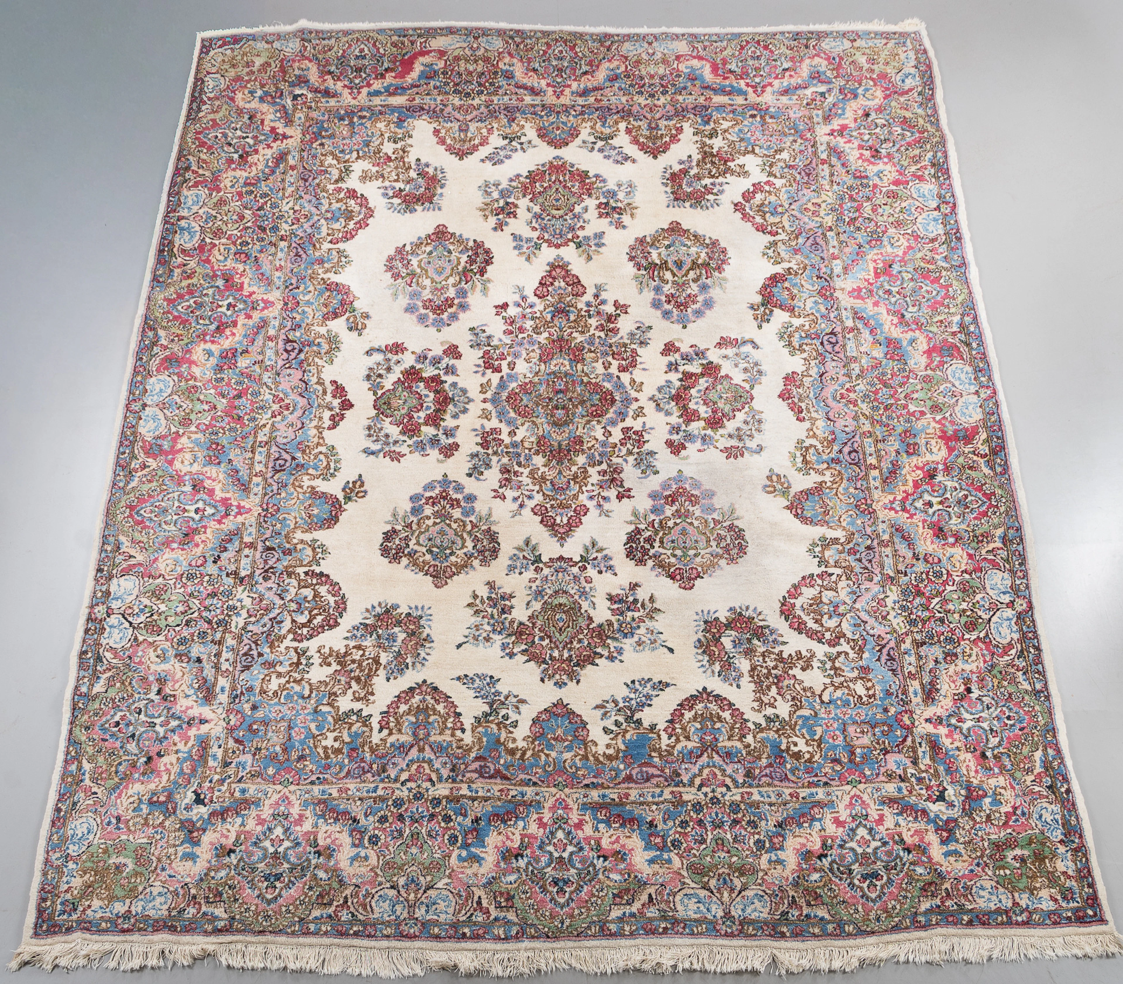 MATTA, Kirman, semiantik, 384x275 cm.