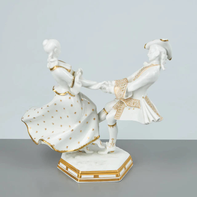 FIGURIN. Dansande rokokopar. (HansTegner & Jens Jakob Bregnö). Bing