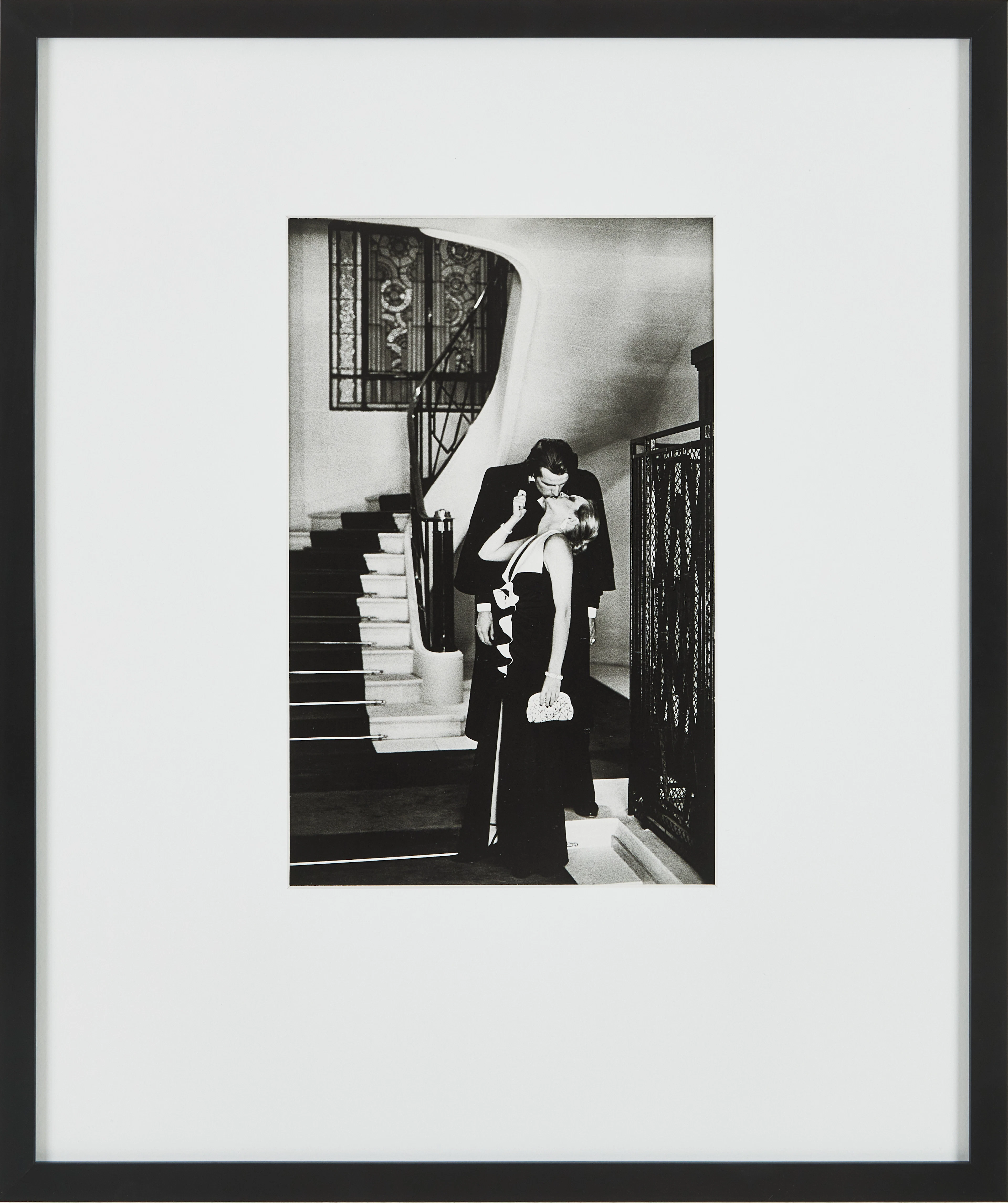 HELMUT NEWTON. Efter, "Paris, 1975", offsetlitografisk fotografi