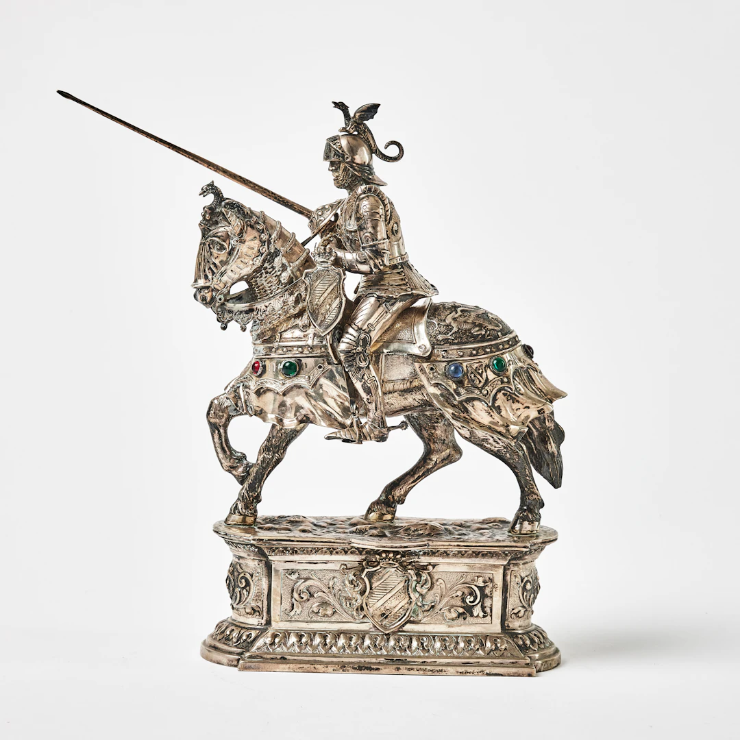 SKULPTUR, silver 835, Tyskland, riddare till häst, 1900-talets början