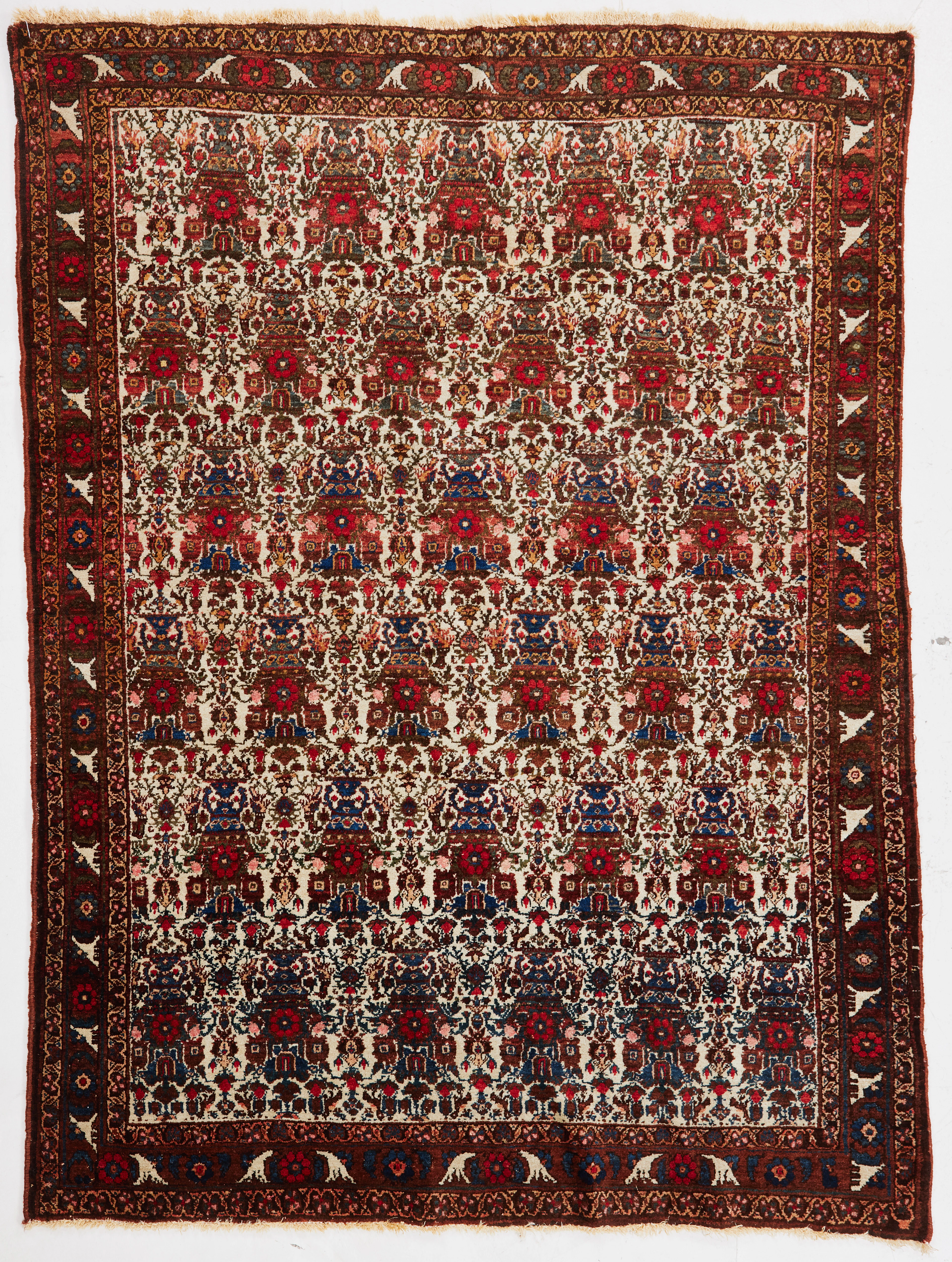ORIENTMATTA. Abadeh, semiantik, ca 188x136 cm.