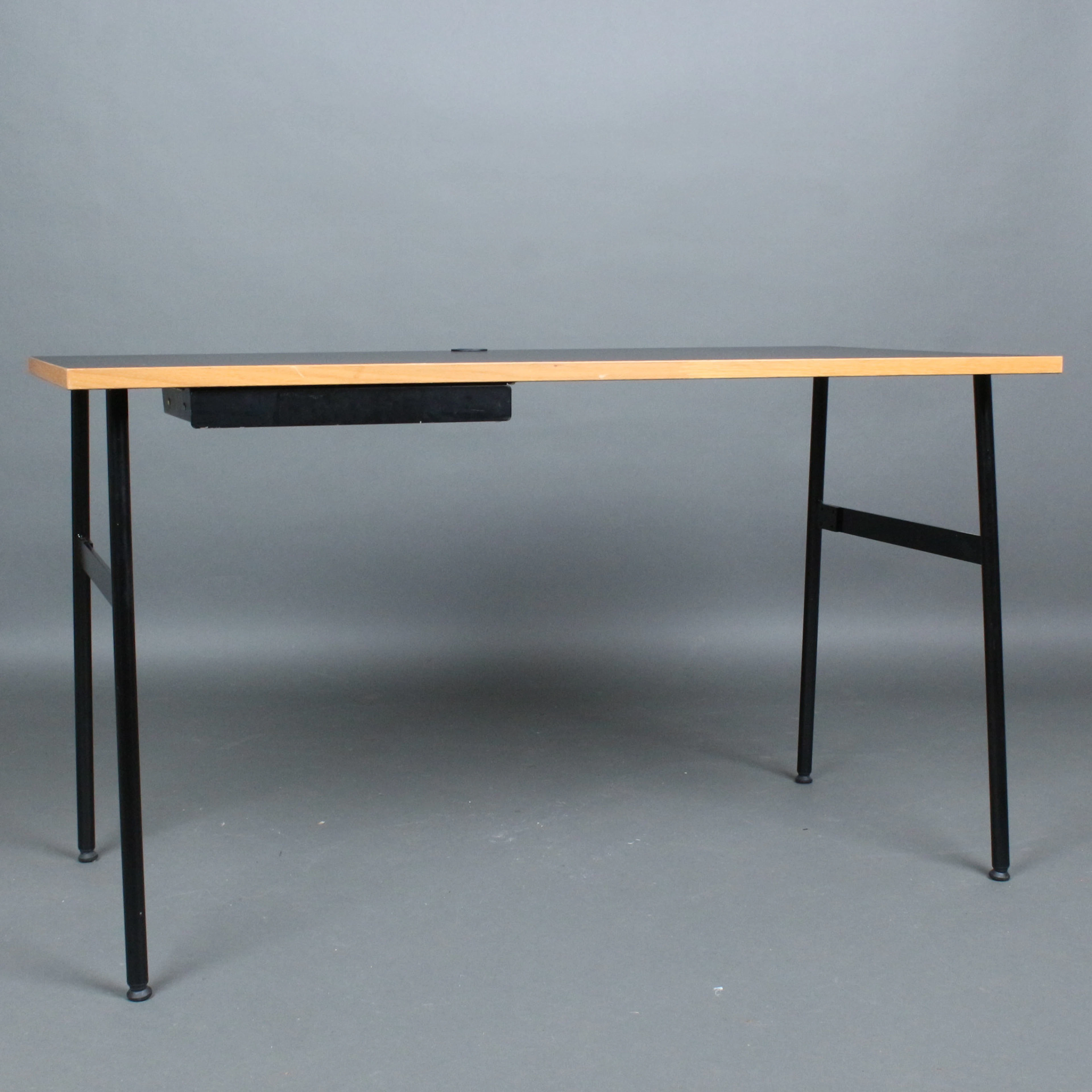 SIMON LEGALD. für Normann Copenhagen, Schreibtisch 'Journal Desk'