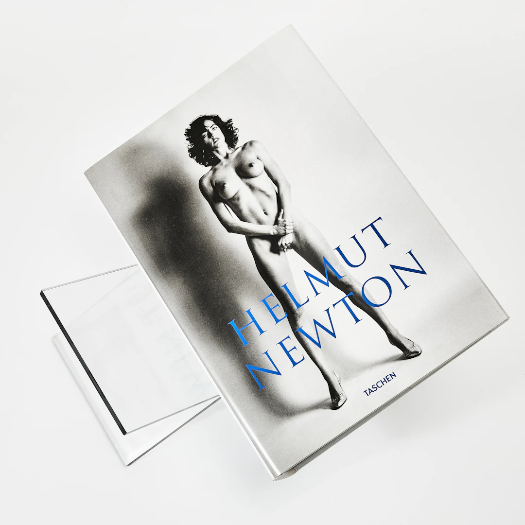 HELMUT NEWTON. "Sumo", fotobok, Taschen, 2009, editerad av June Newton