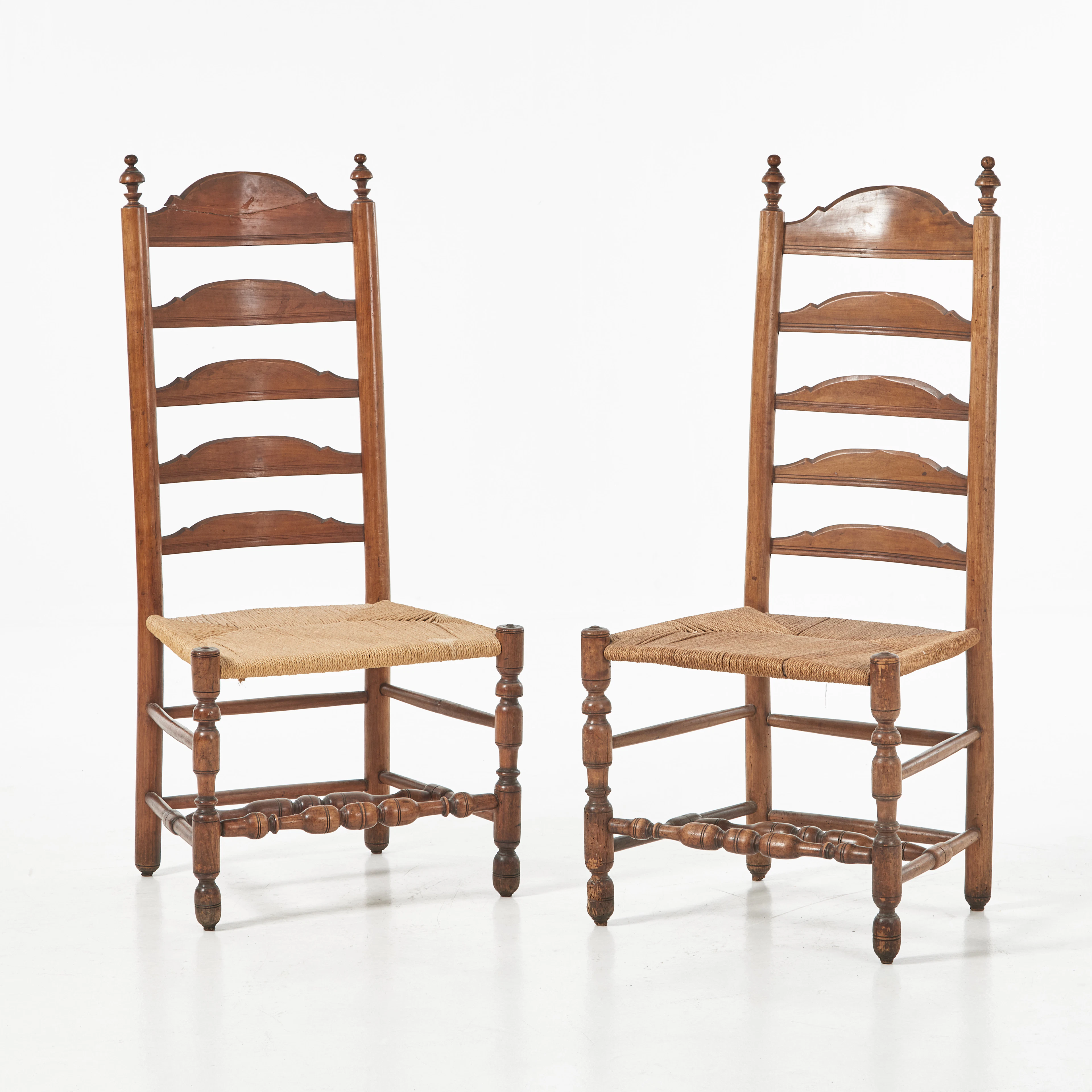 STOLAR, 2 st., 1800-tal, stegstol, snörad sitts.