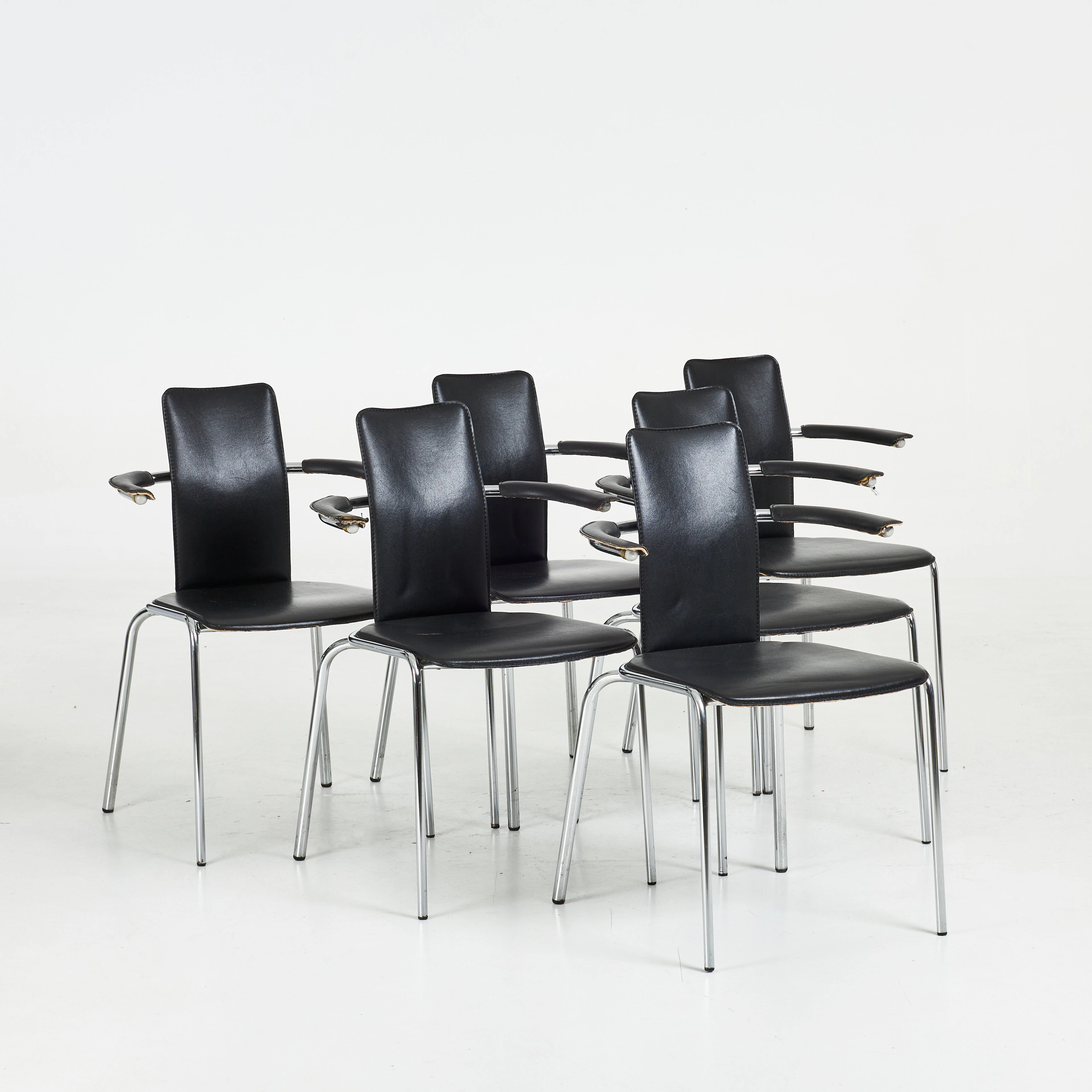 STOLAR, Bauhaus-modell, 6 st, stomme i kromat stål, svart läderklädsel.