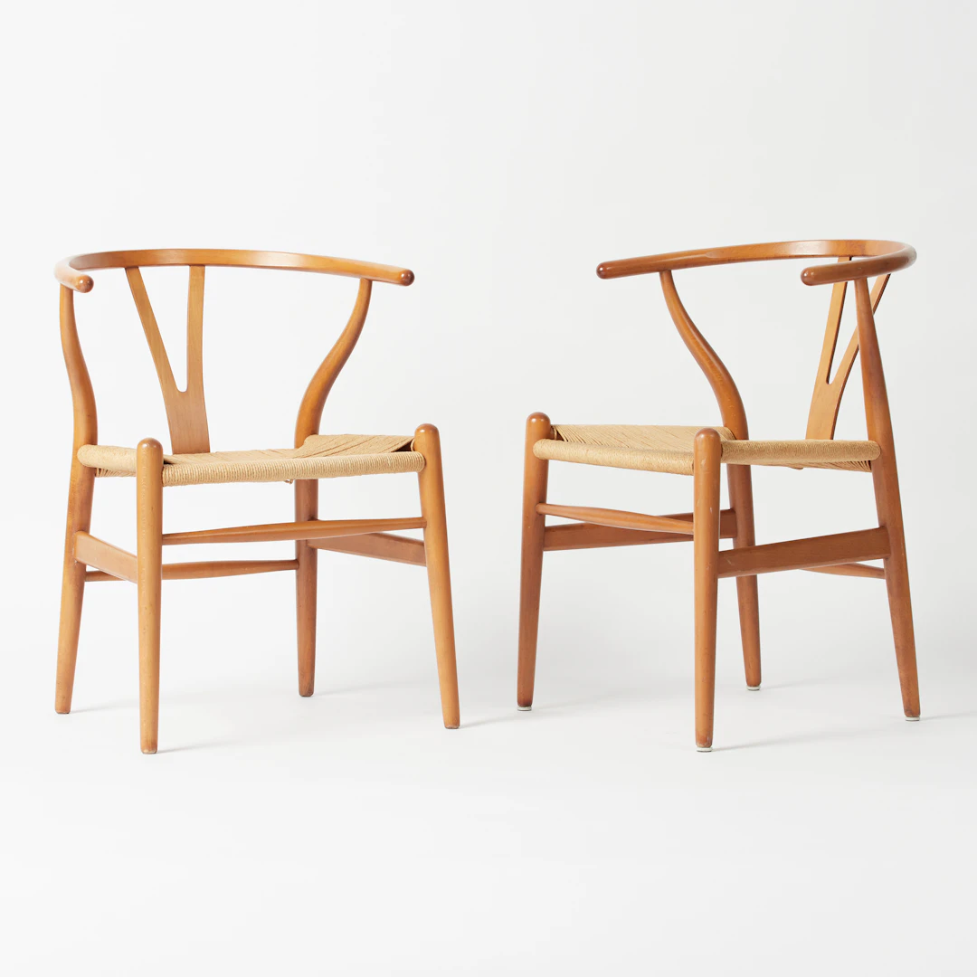 HANS J. WEGNER. Carl Hansen & Søn, Paar Stühle / Esszimmerstühle
