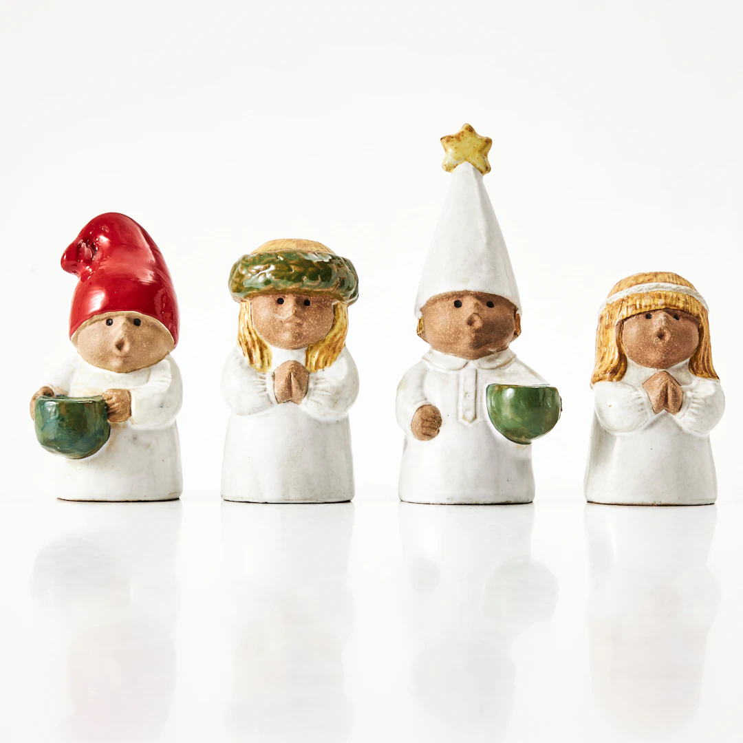LISA LARSON. Figuriner, "Fjärde advent" 4 stycken, glaserat stengods