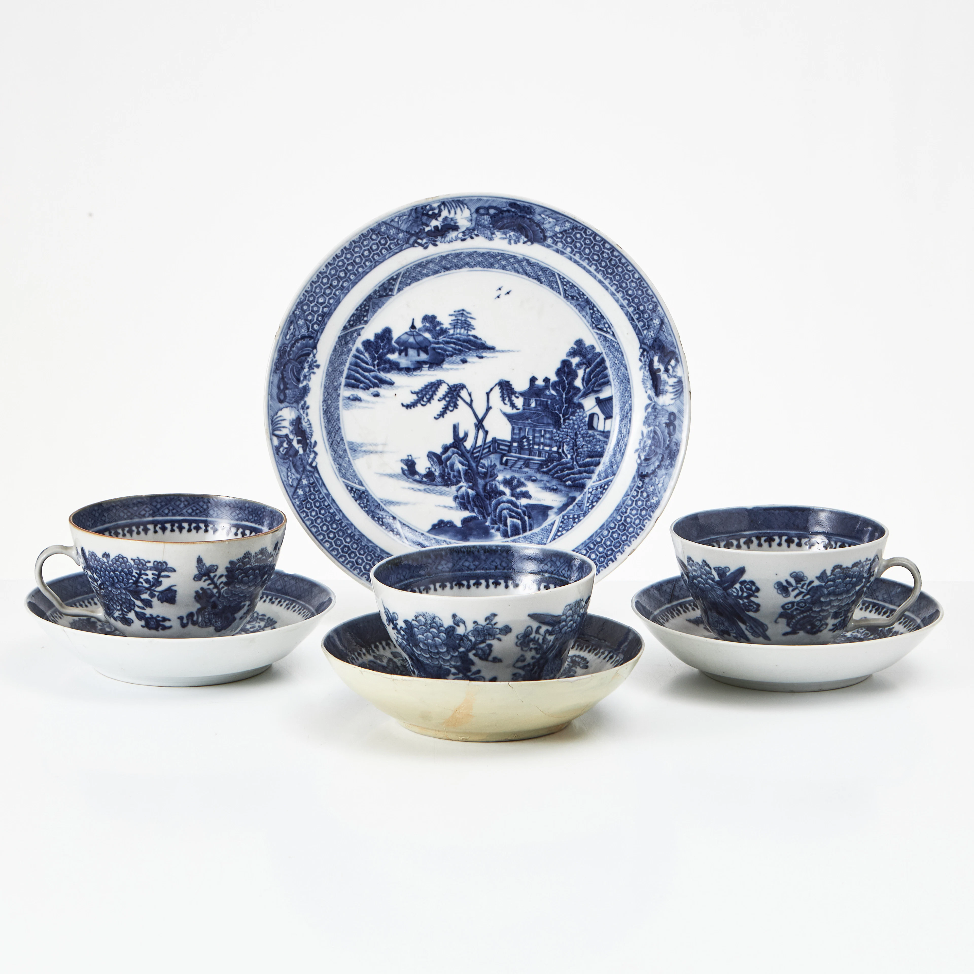 TEKOPPAR MED FAT, TALLRIK, 4 dlr., porslin, Kina, Jiaqing (1796-1820)