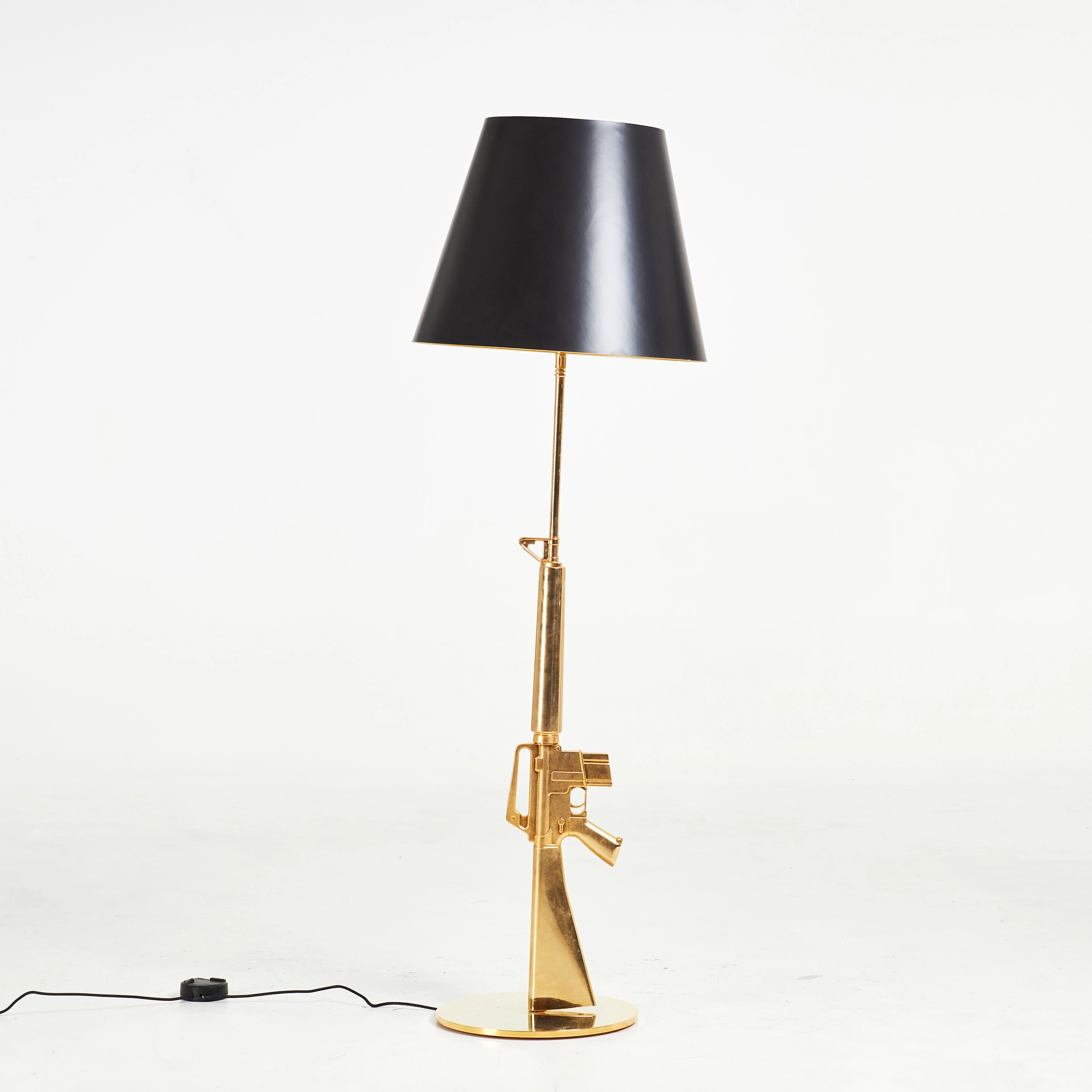 PHILIPPE STARCK. golvlampa, "Gun" M16, Flos, stomme i gjuten aluminium