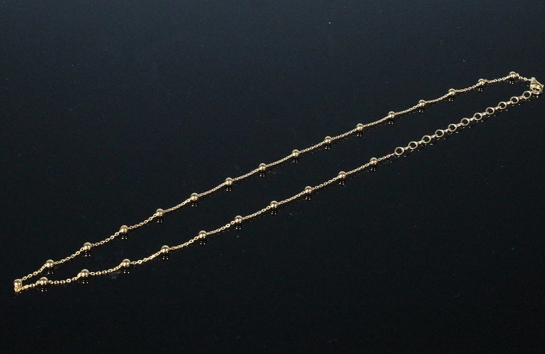 MERALIN JEWELRY. Halskette aus 925/-Sterlingsilber, vergoldet.