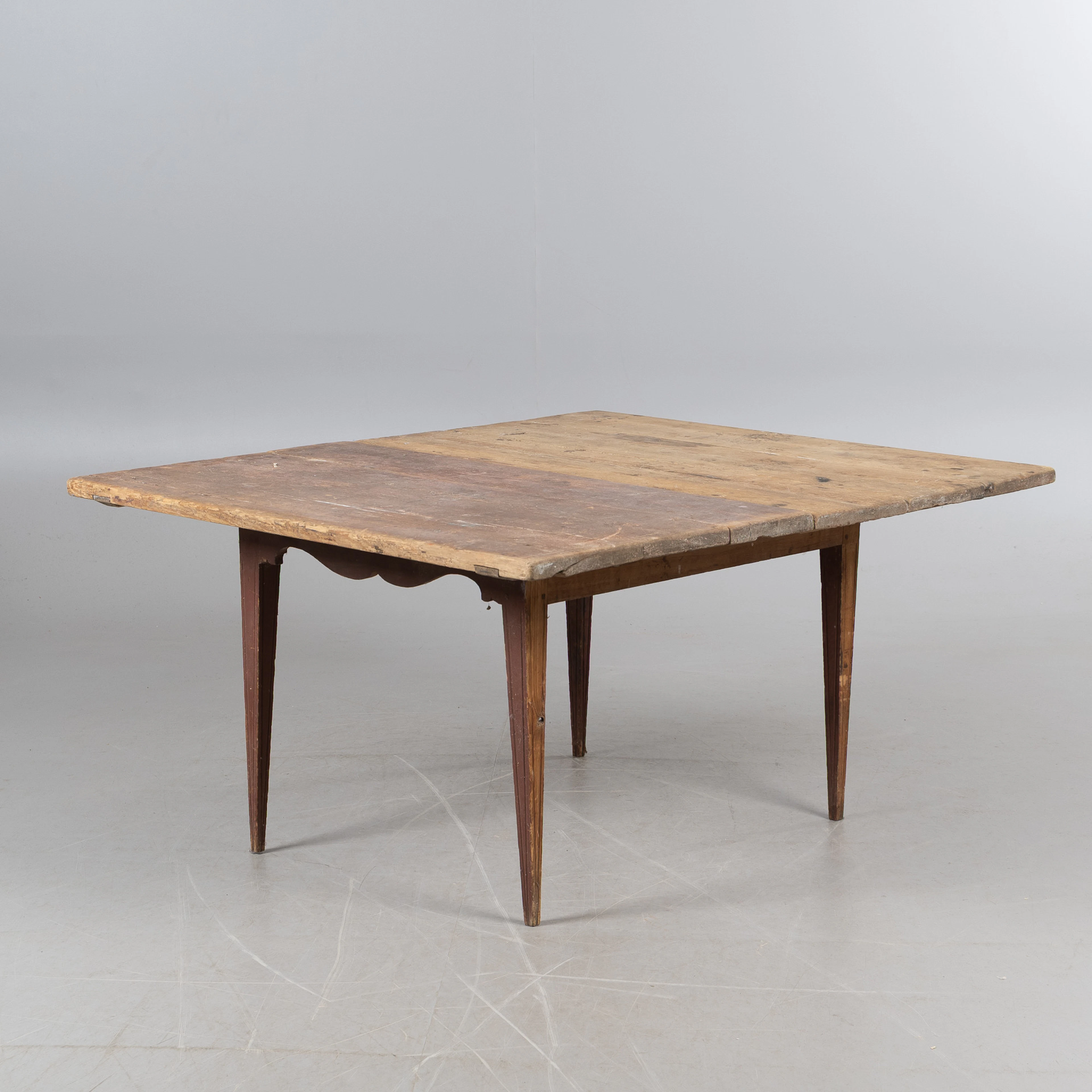 BORD, gustavianskt provinsarbete, 1800-tal.