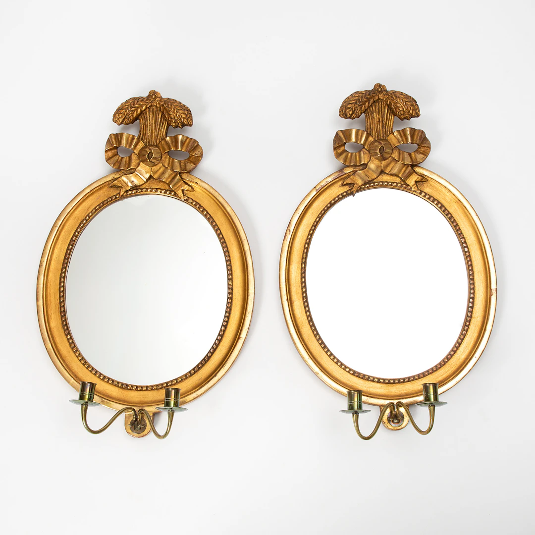SPEGELLAMPETTER, ett par. Gustaviansk stil, 1800-tal.