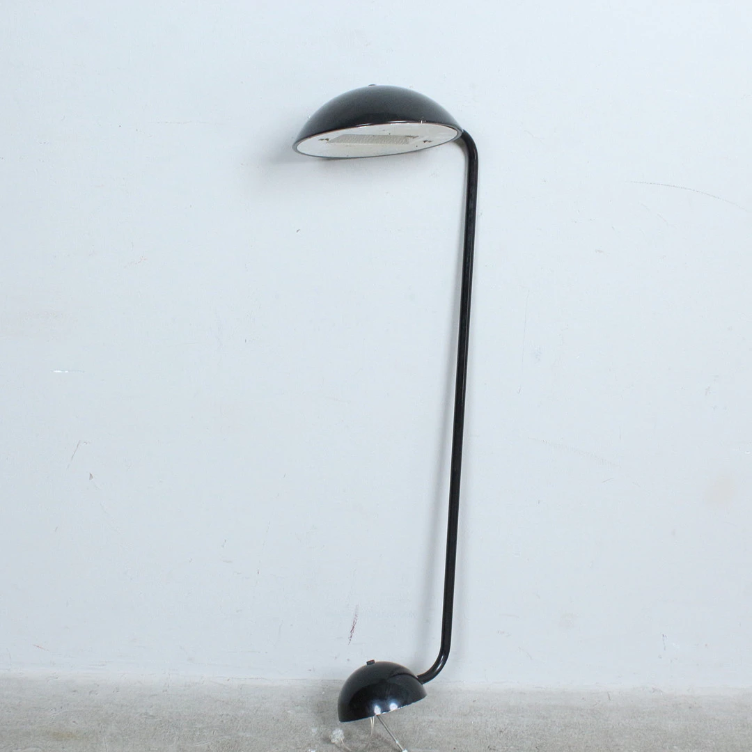 Italienische Deckenlampe/Wandlampe der 1980er.