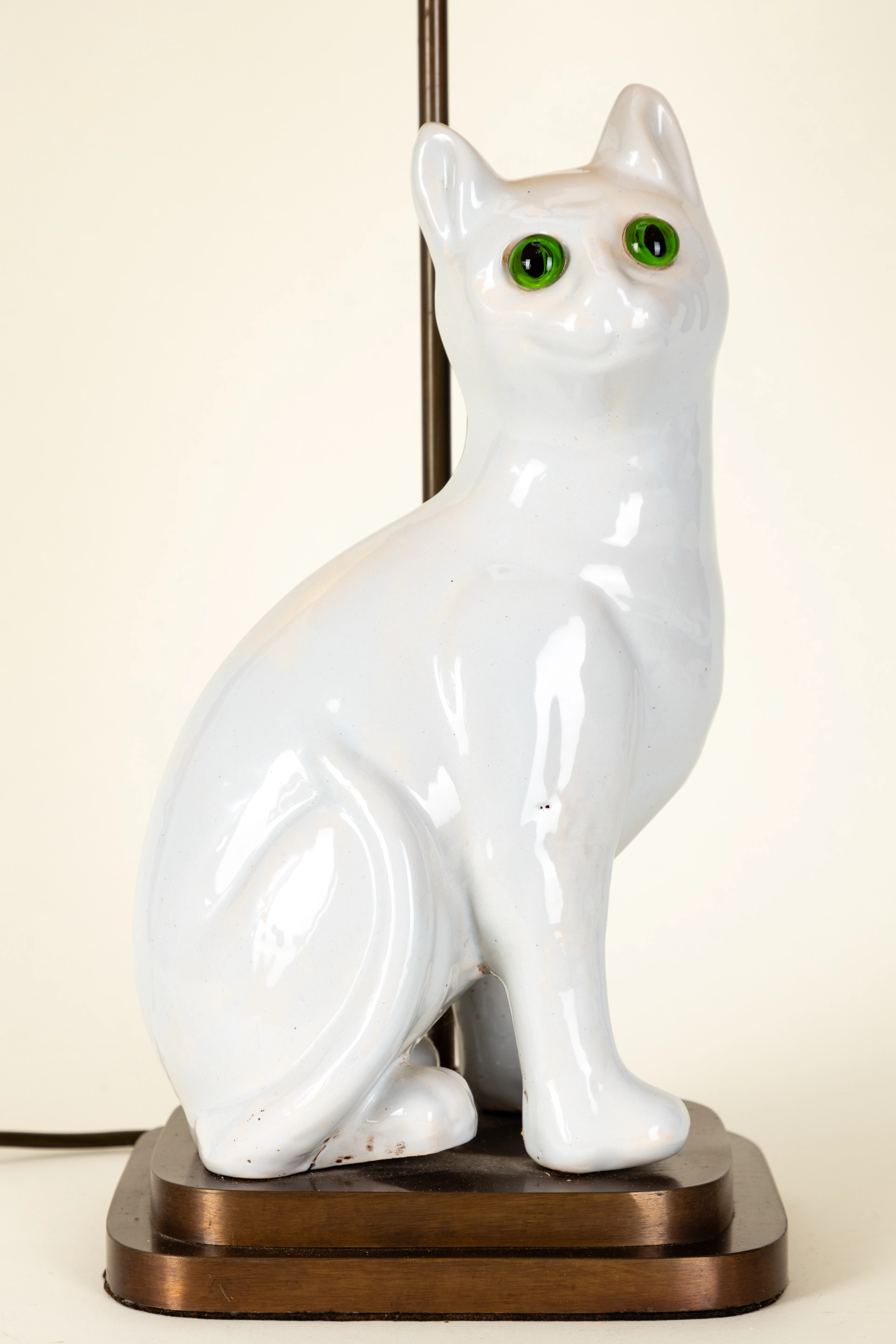 Tischlampe mit sitzender Katze, Keramik, 20.Jh.