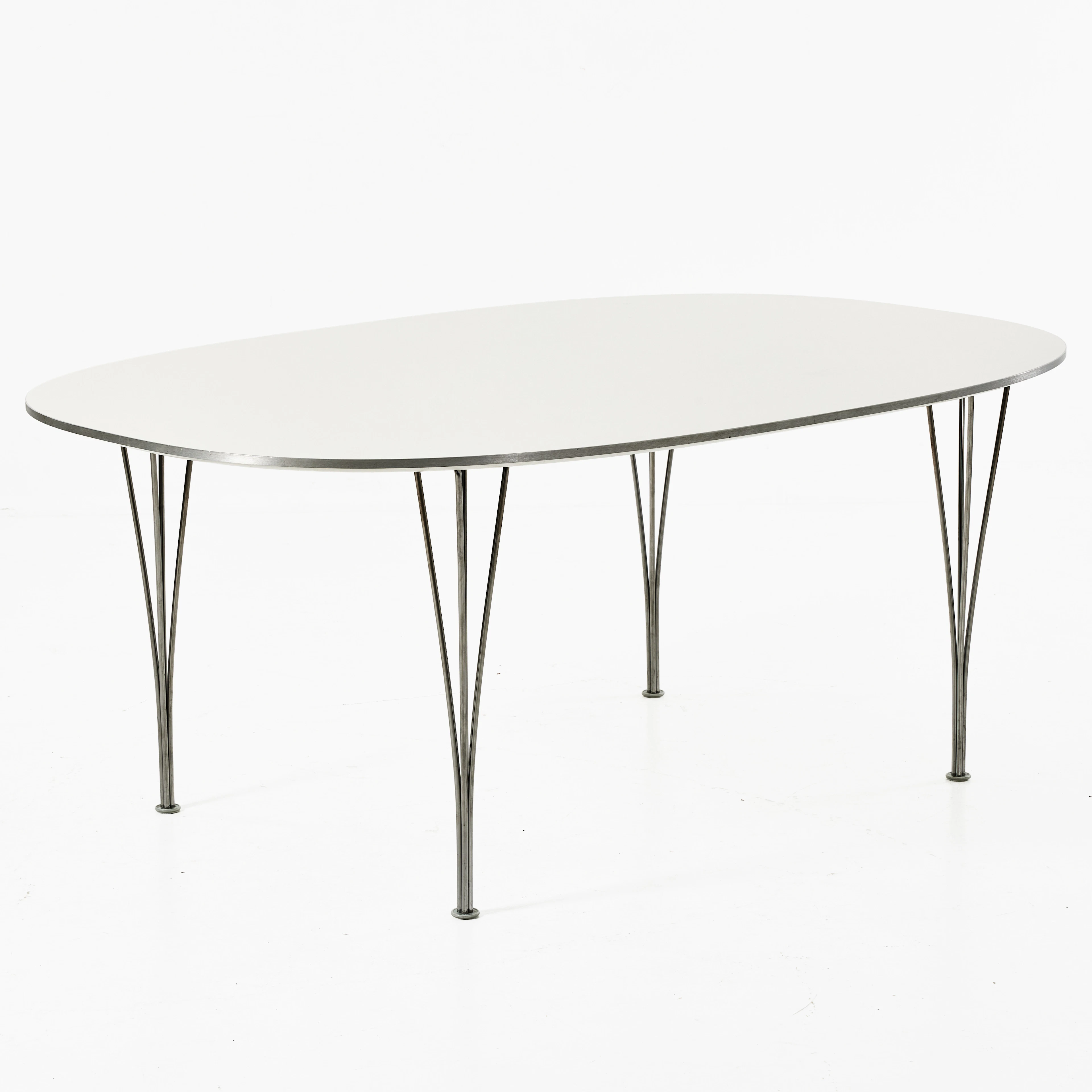 PIET HEIN & BRUNO MATHSSON. "Superellips", matbord, vitlaminerat med