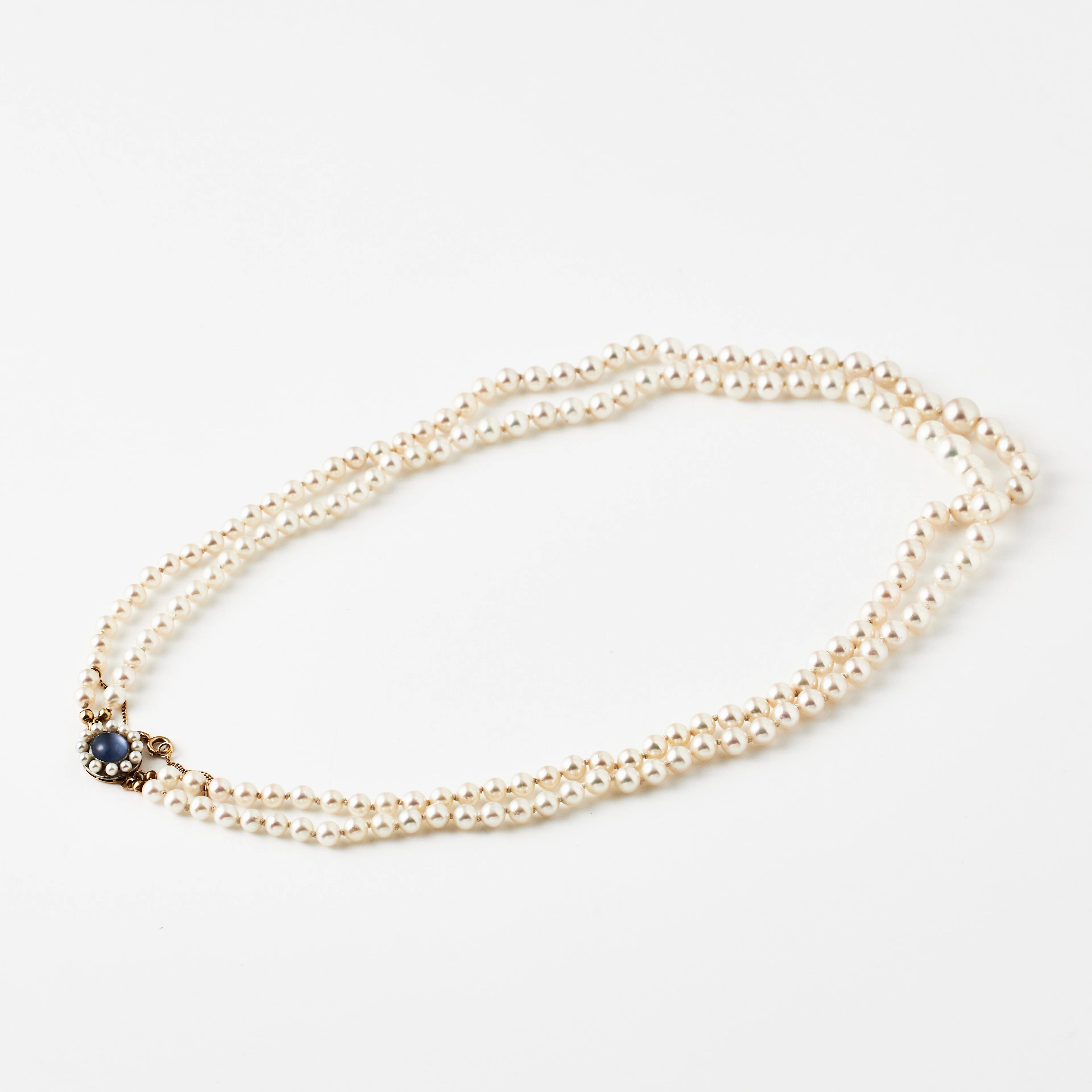 COLLIER, 2-radigt, doserat, odlade saltvattenspärlor ca 4,5-8 mm