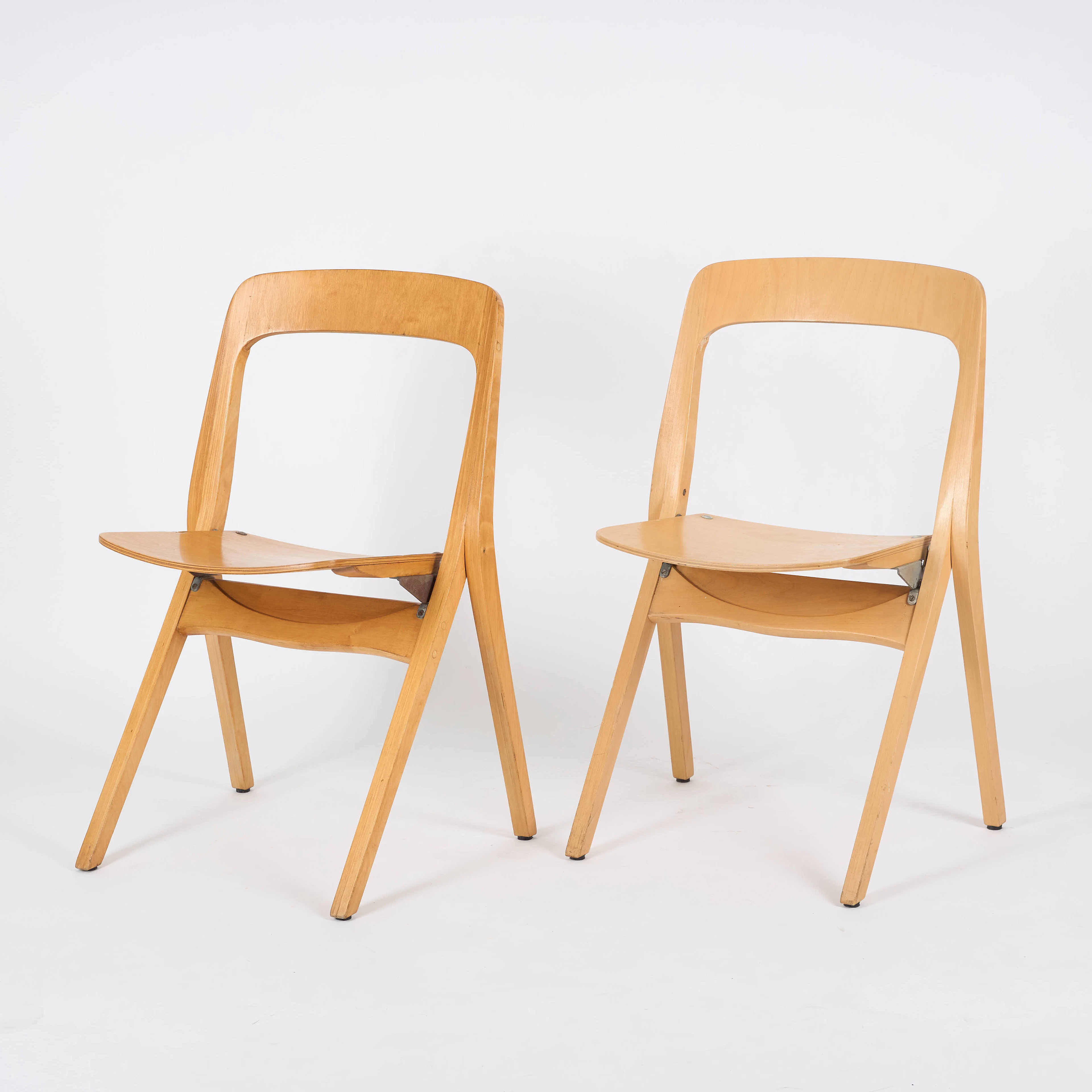 CARL JOHAN BOMAN, Stolar, 2 st. Wilh. Schauman Ab formgivna 1962.