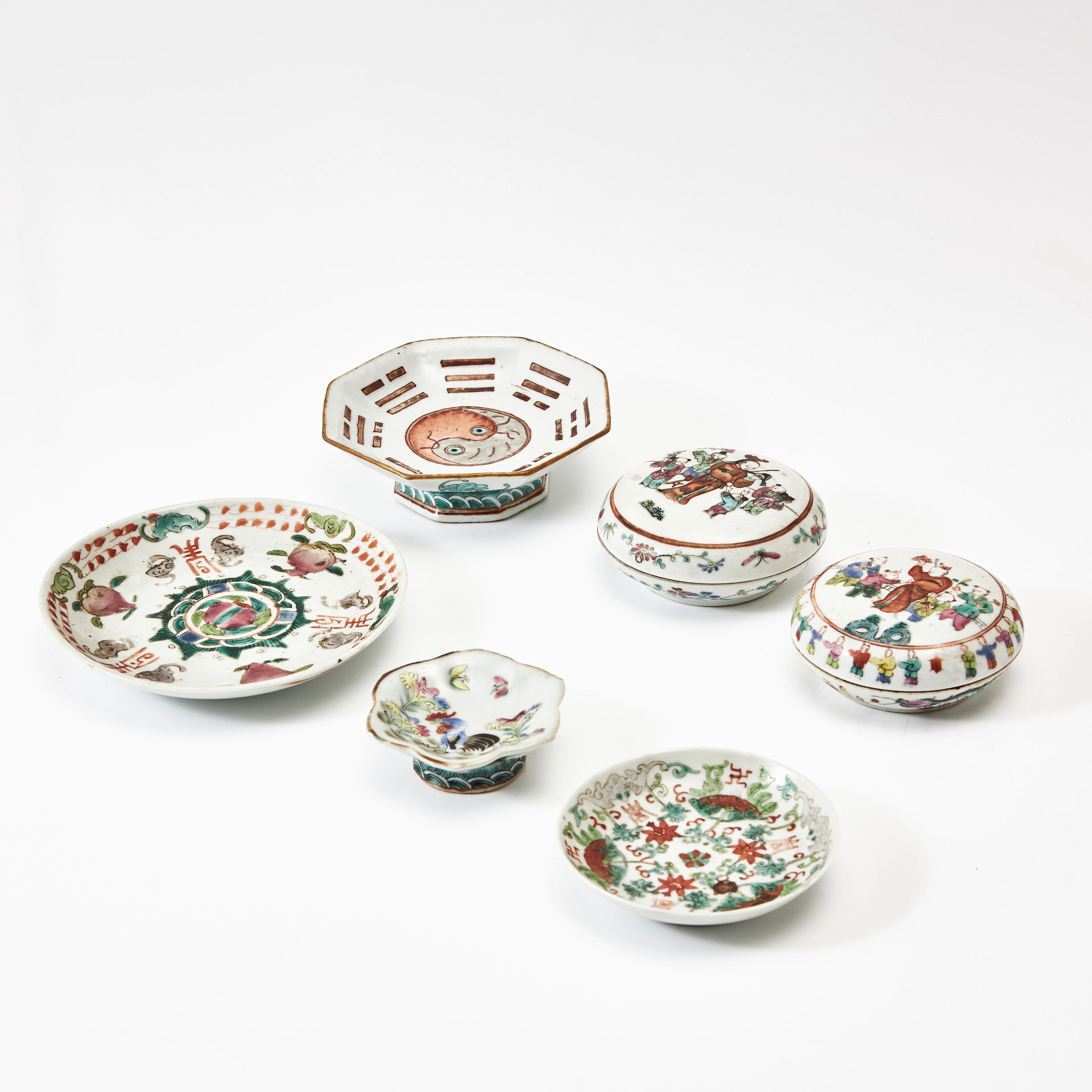 ASKAR, ASSIETTER, FAT PÅ FOT, 6 dlr., porslin, Kina, 1800-talets slut