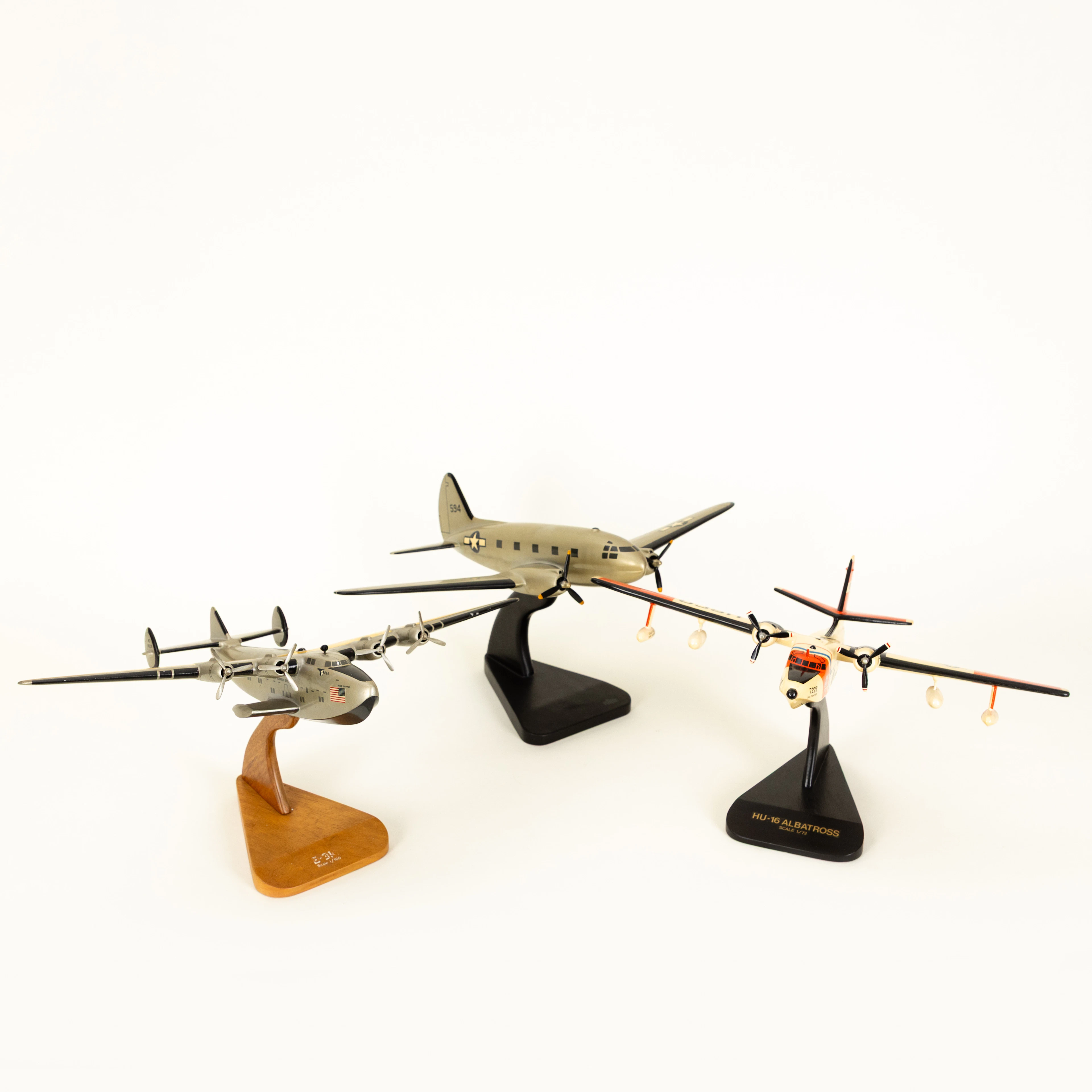 Drei Flugzeug-Standmodelle: Coast Guard San Francisco 7226, PAN American