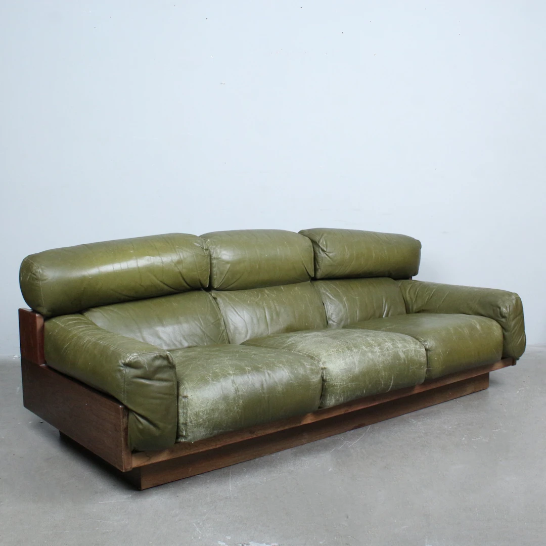 Mid-Century, Dreisitzer der 1970er, Finnland.