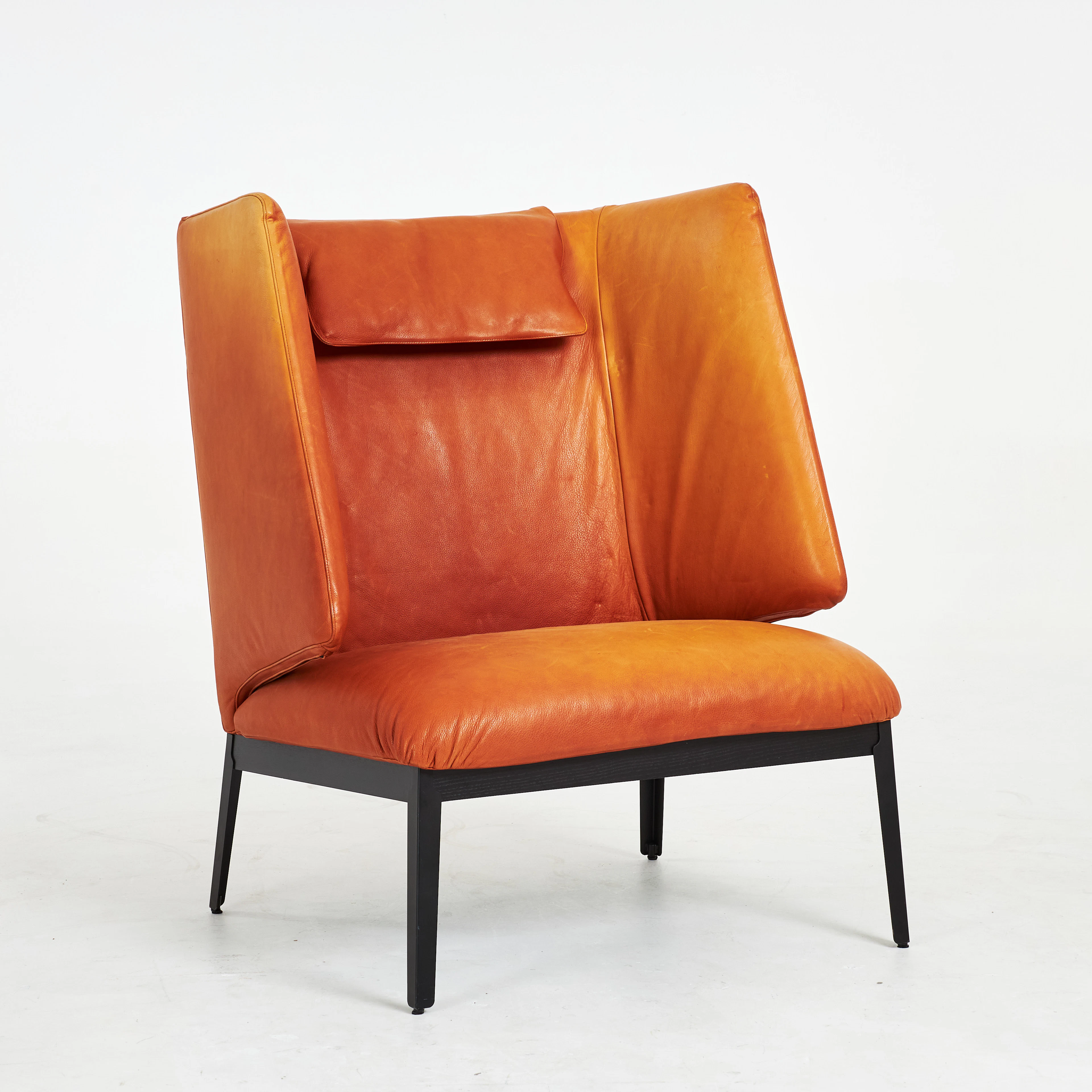 CLAESSON KOIVISTO RUNE. Fåtölj, "Hug Armchair 82", benstomme i svartlackerad