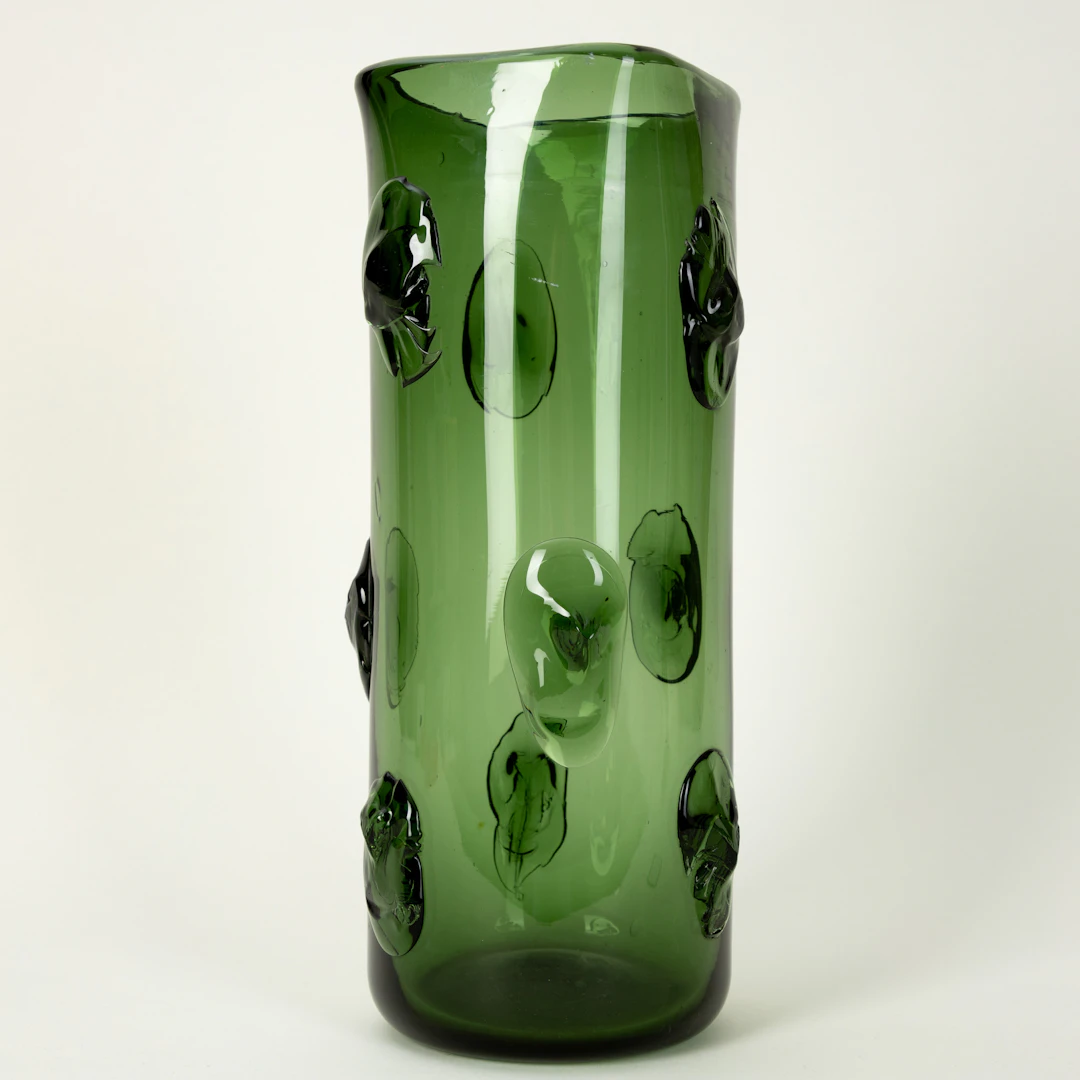 Große Stangenvase mit Noppenaufschmelzungen, Italien, 1960er Jahre.