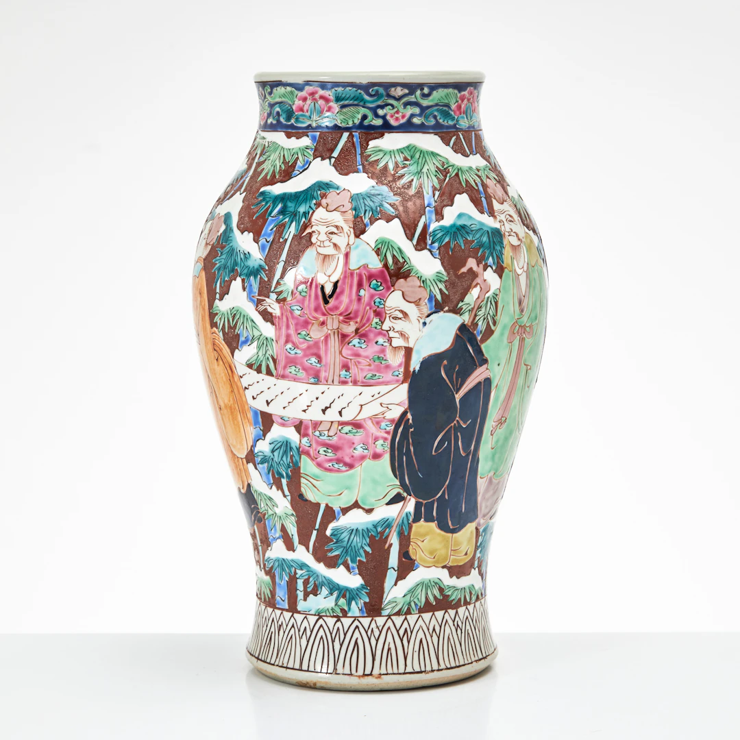 VAS, porslin, Japan, 1900-tal, dekor med figurscen.