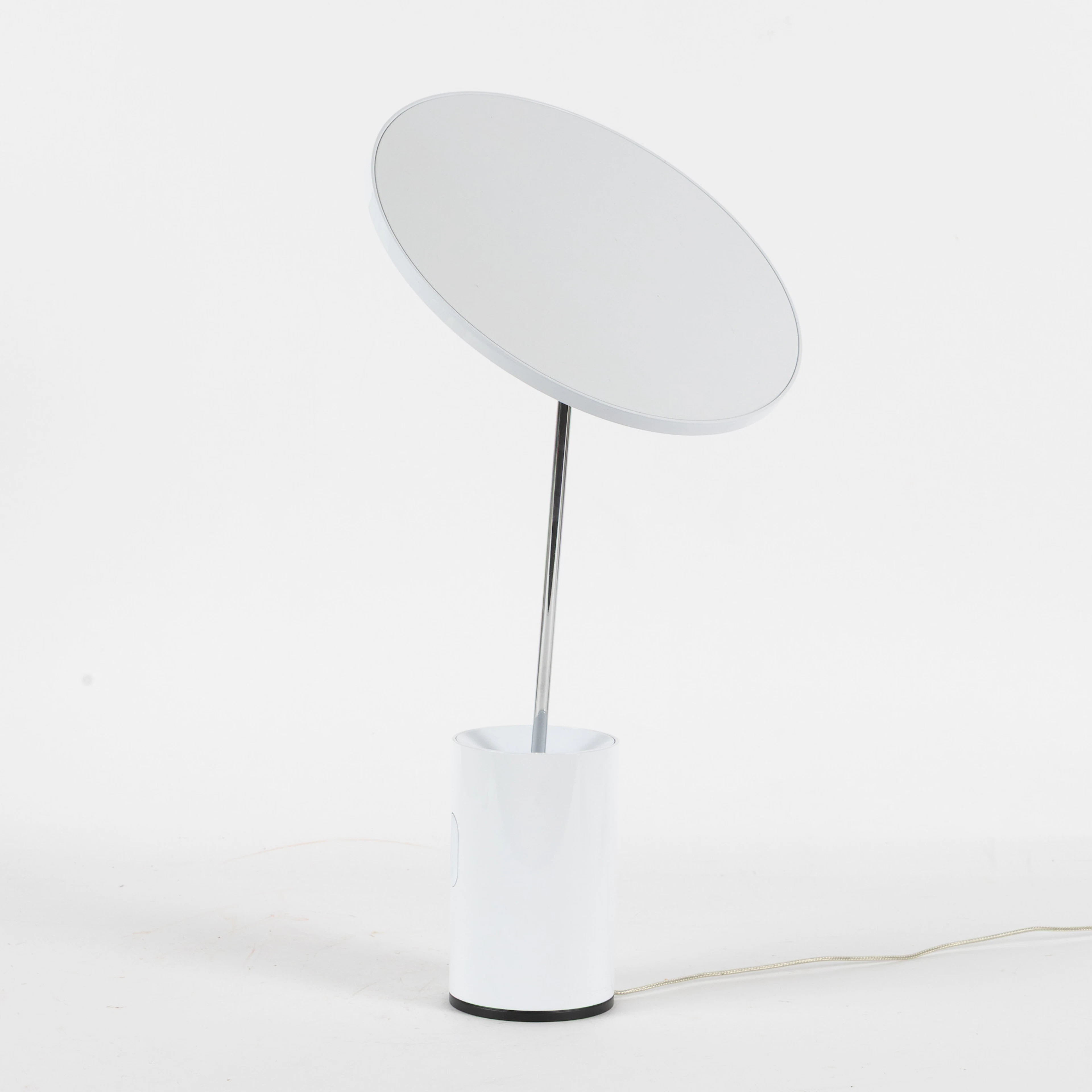 SCOTT WILSON. Bordslampa, "Sisifo", Artemide.