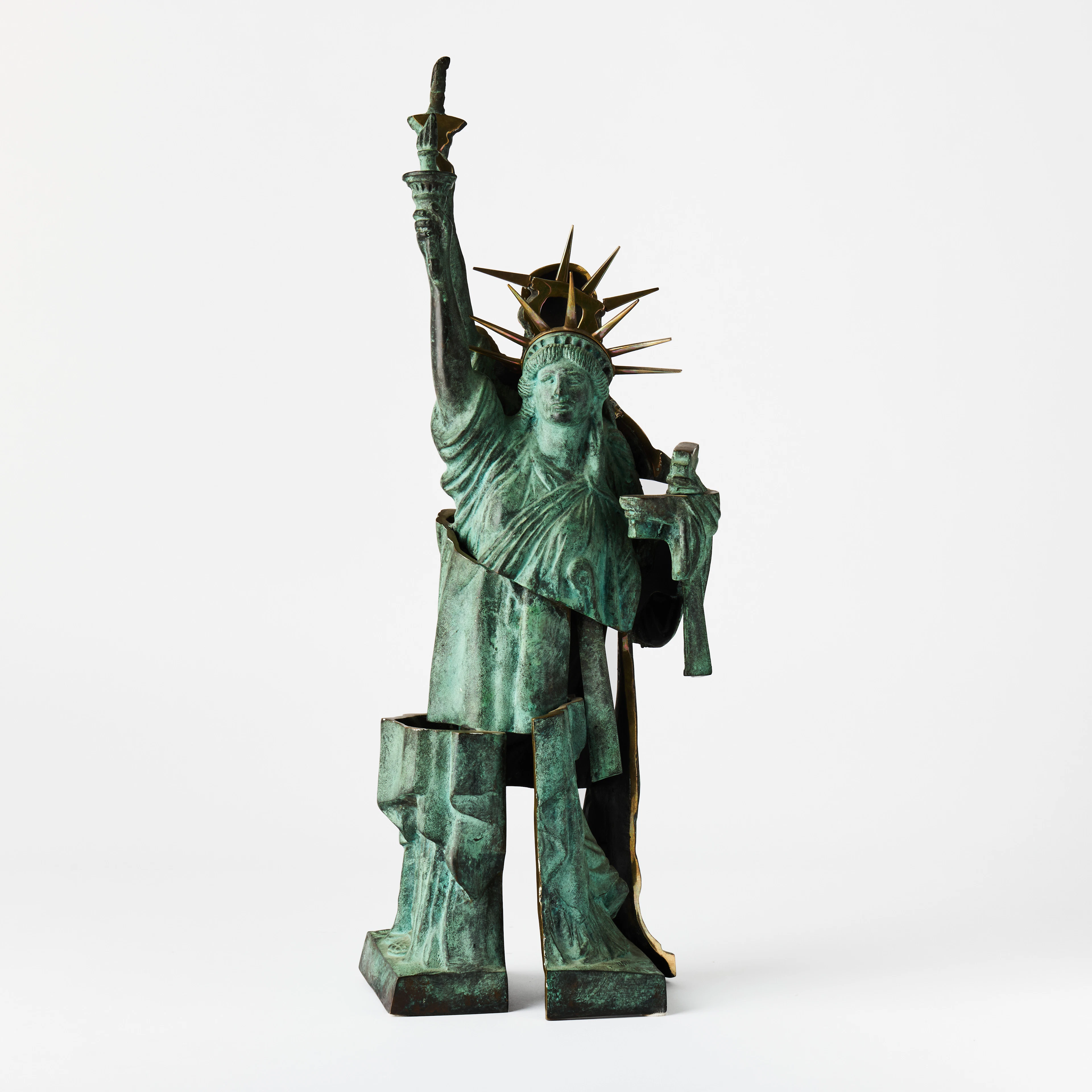 FERNANDEZ ARMAN. ”Statue of Liberty”.