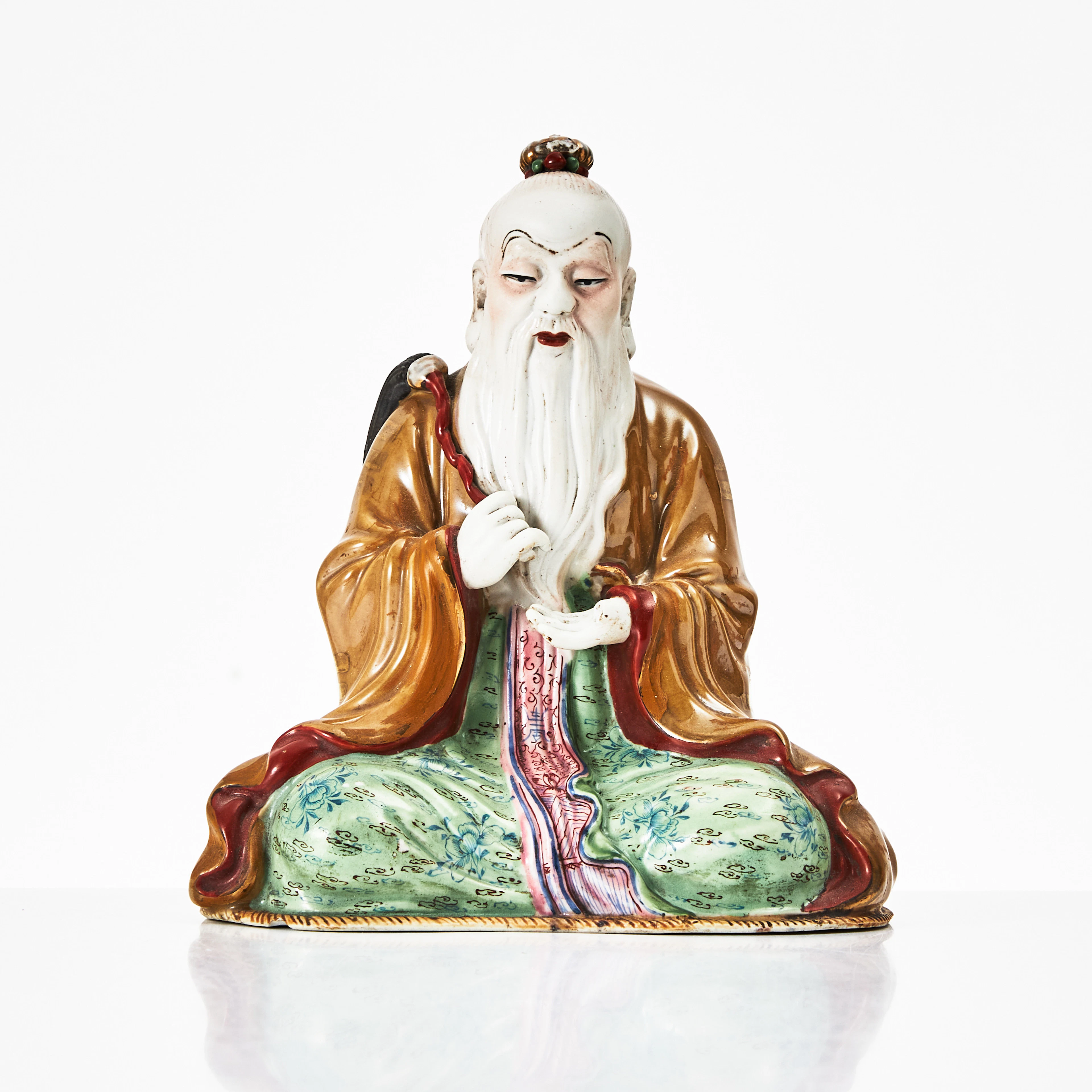 FIGURIN, porslin, Kina, 1900-tal, i form av taoistisk Gud, delvis