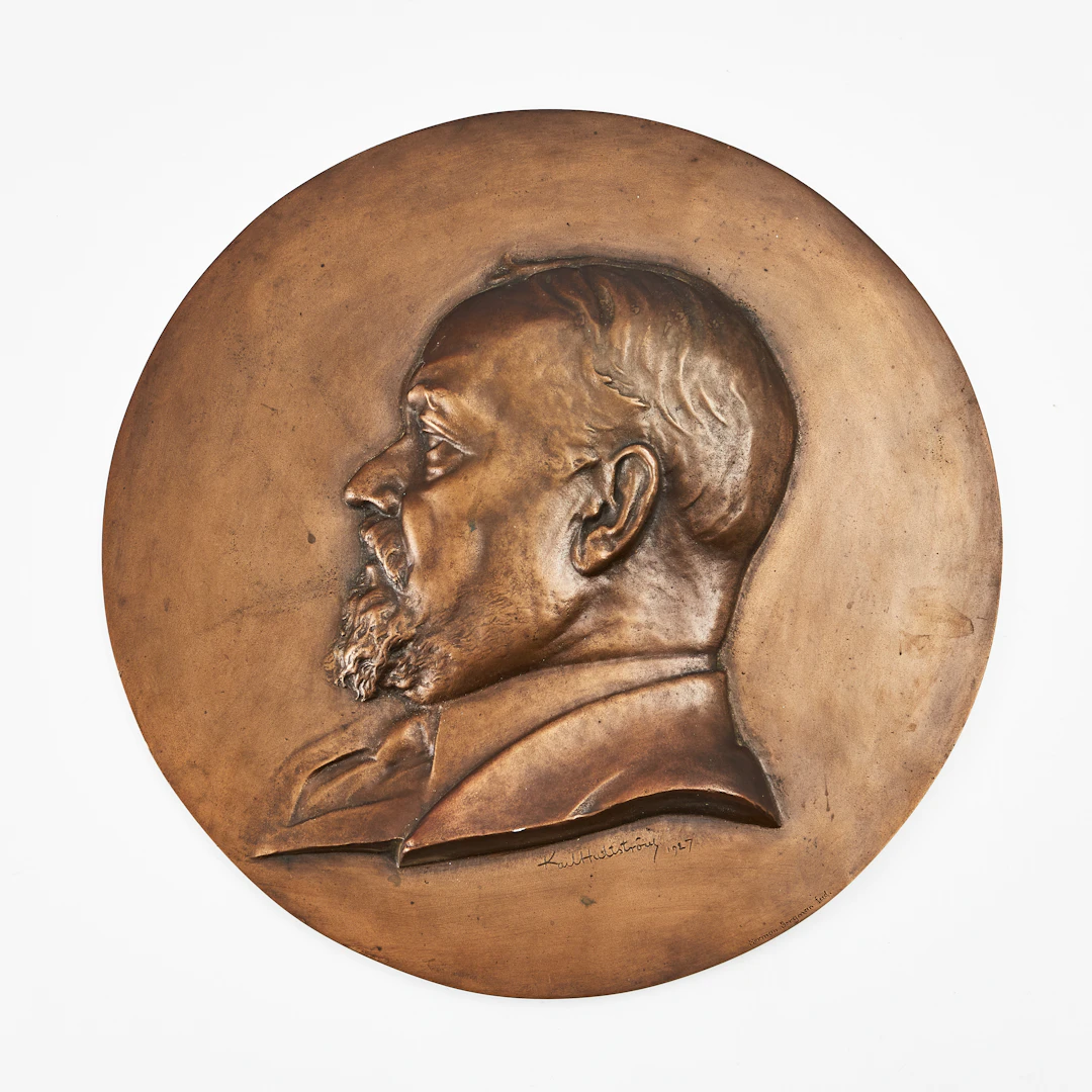 KARL HULTSTRÖM. Porträtt, väggplakett, brons, 1927, Herman Bergman fud.